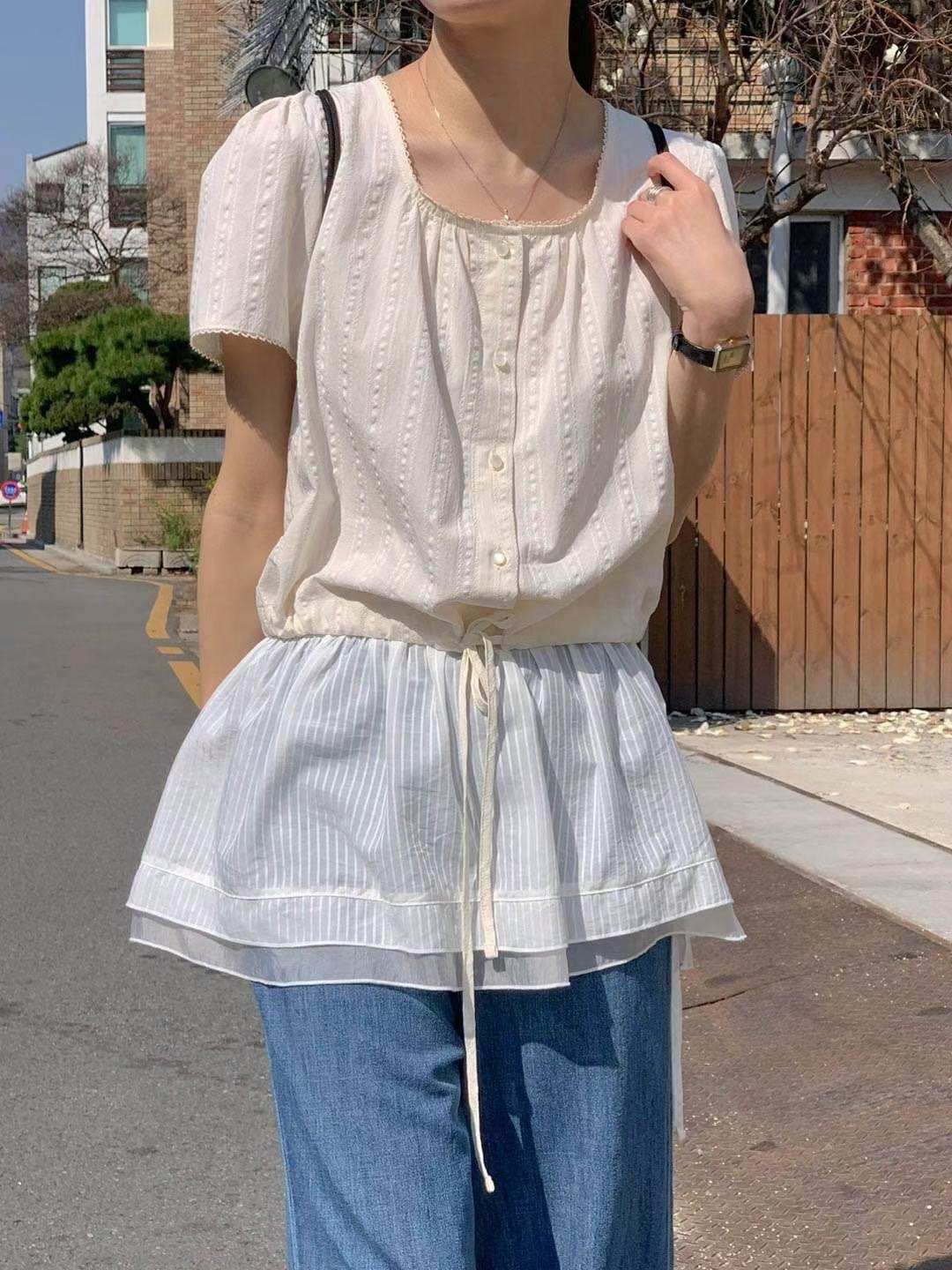 暗花小花邊短袖恤衫