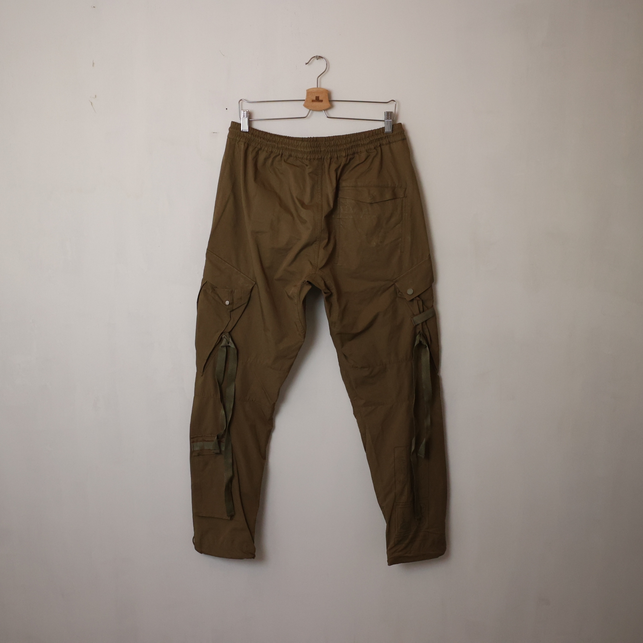MAHARISHI CARGO PANTS SIZE M