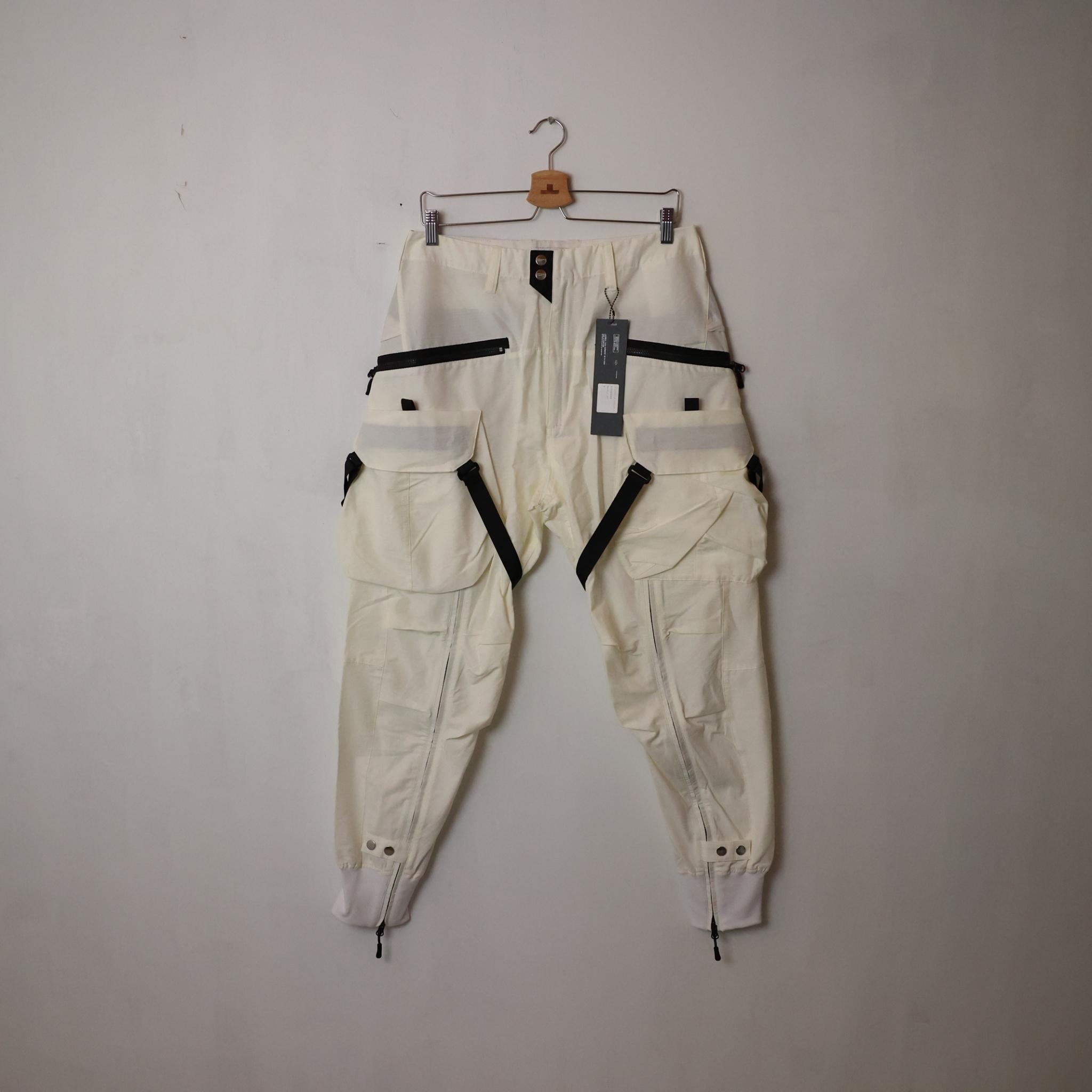 Guerrilla Group S4-PL01-WT Cargo Pants SIZE S