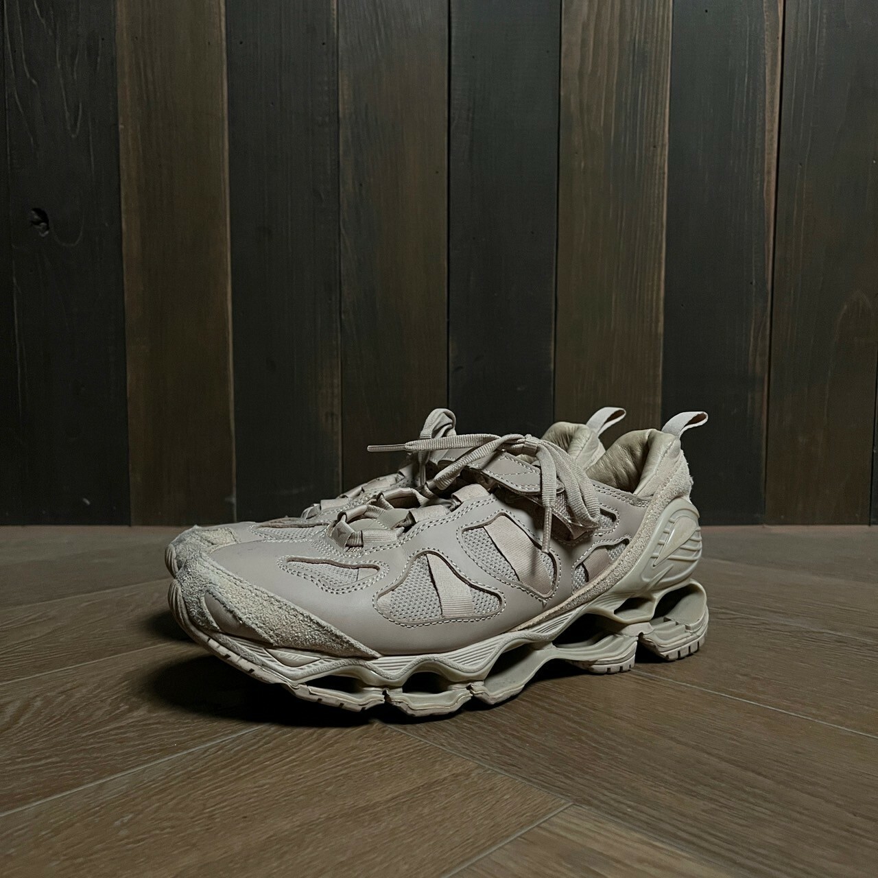 MIZUNO x Beautiful People WAVE PROPHECY SIZE 25CM