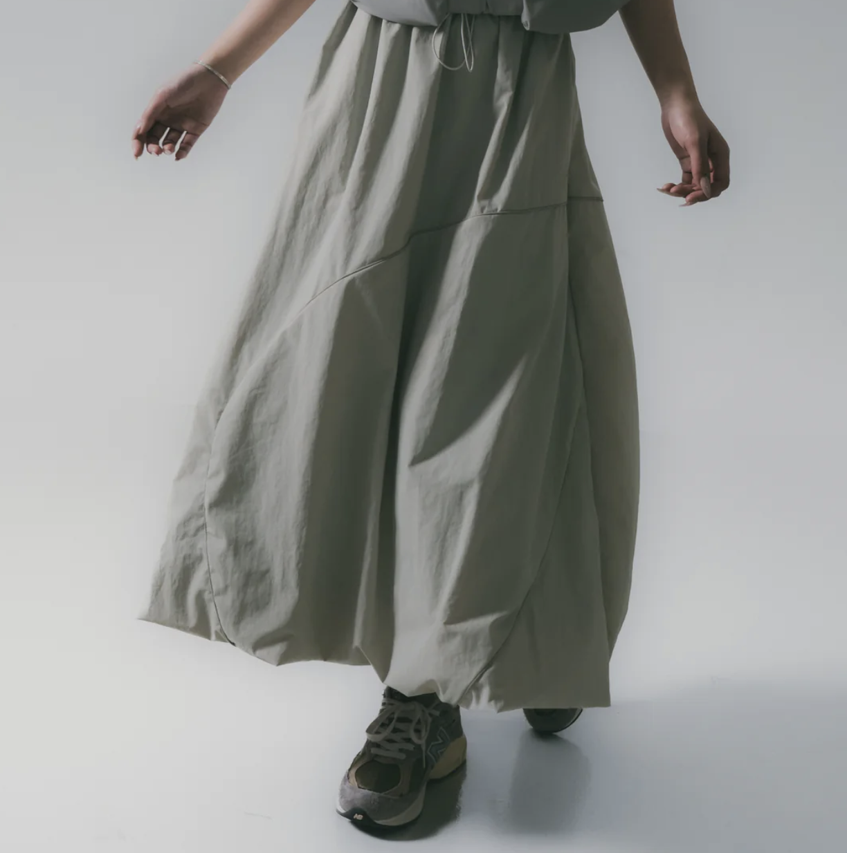 [現貨] Sense Puffy Air Full Skirt Fog Grey | L25-19GY