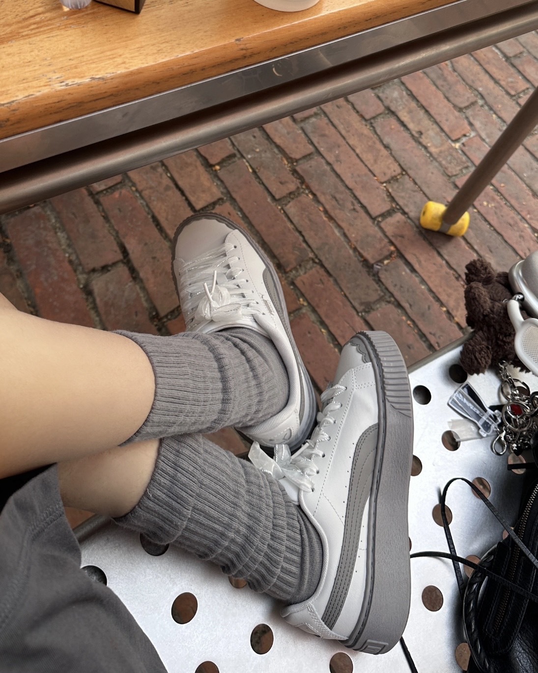 <現貨>PUMA Mostro 板鞋 緞帶 花邊 小厚底 灰色