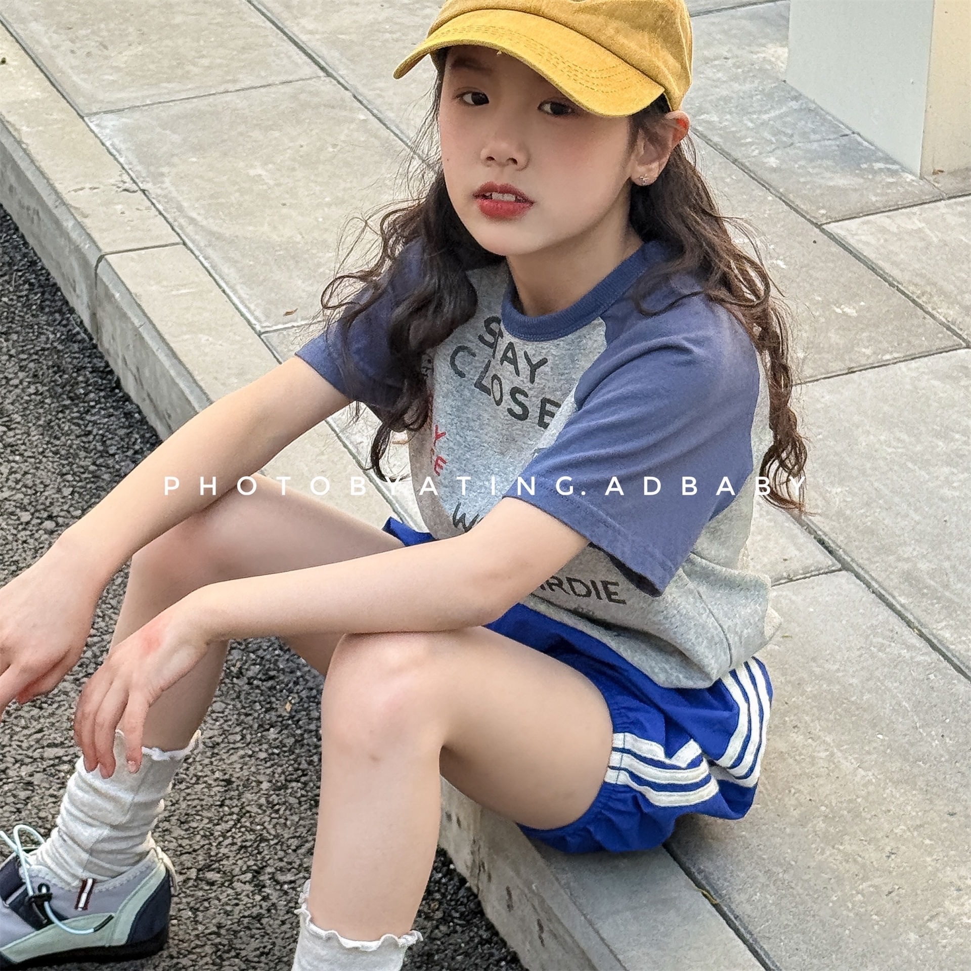 拼袖stay close上衣