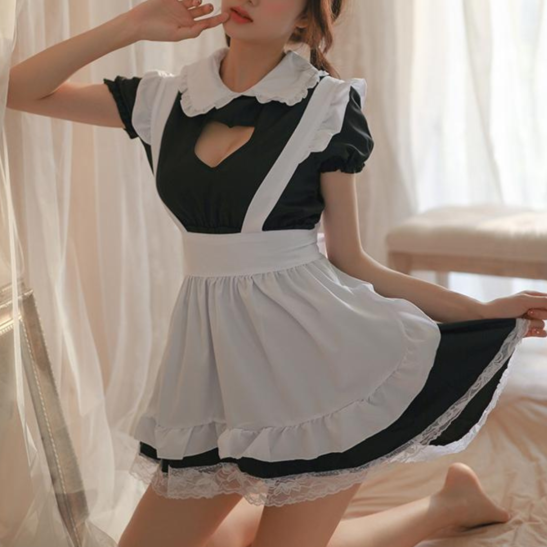 全包胸前鏤空女僕套裝 JK-1391