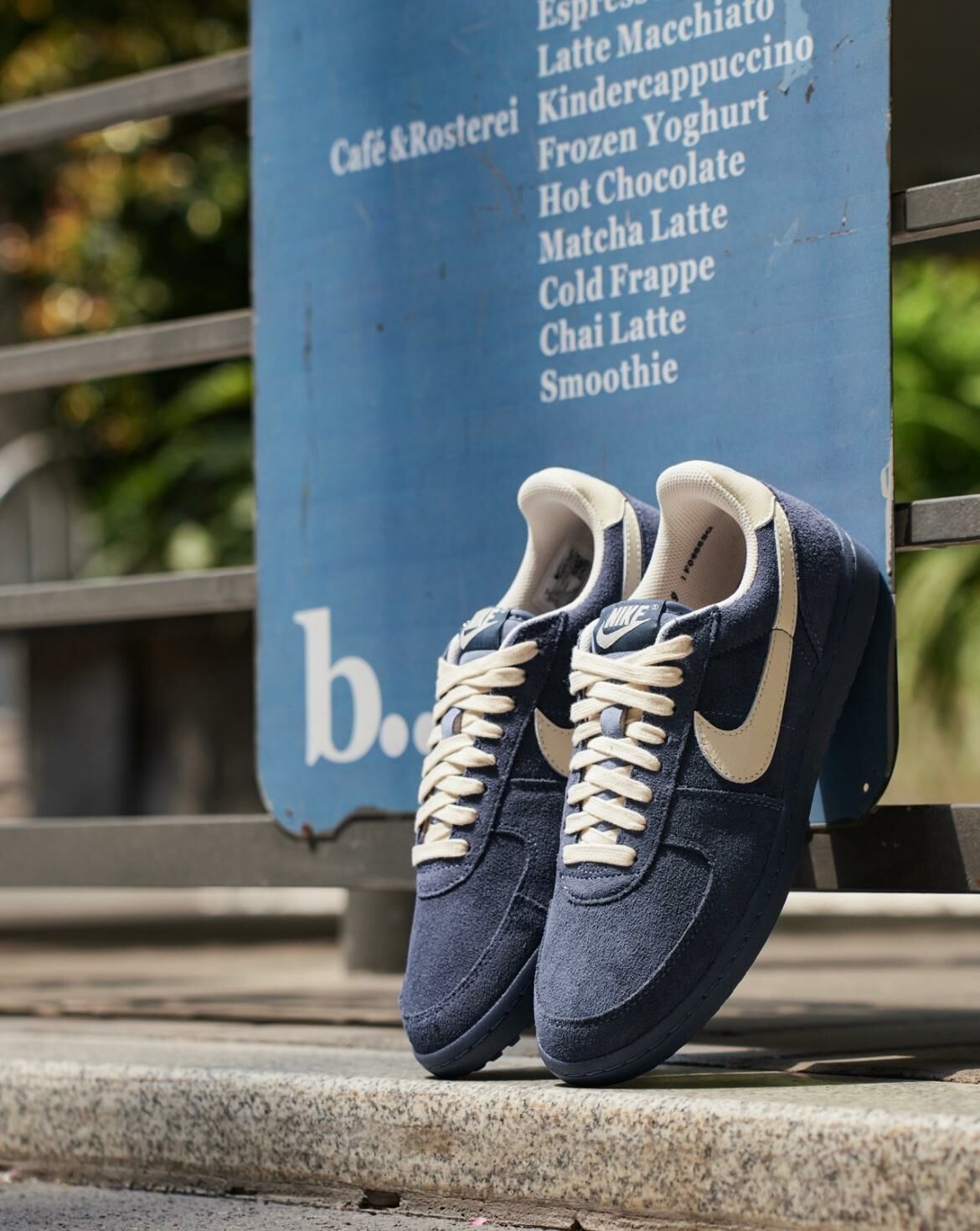 (預訂) Nike Field General - Navy