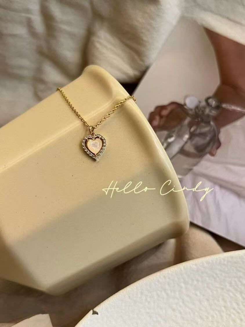 N04041 現貨-正韓氣質粉色愛心鑲鑽項鍊