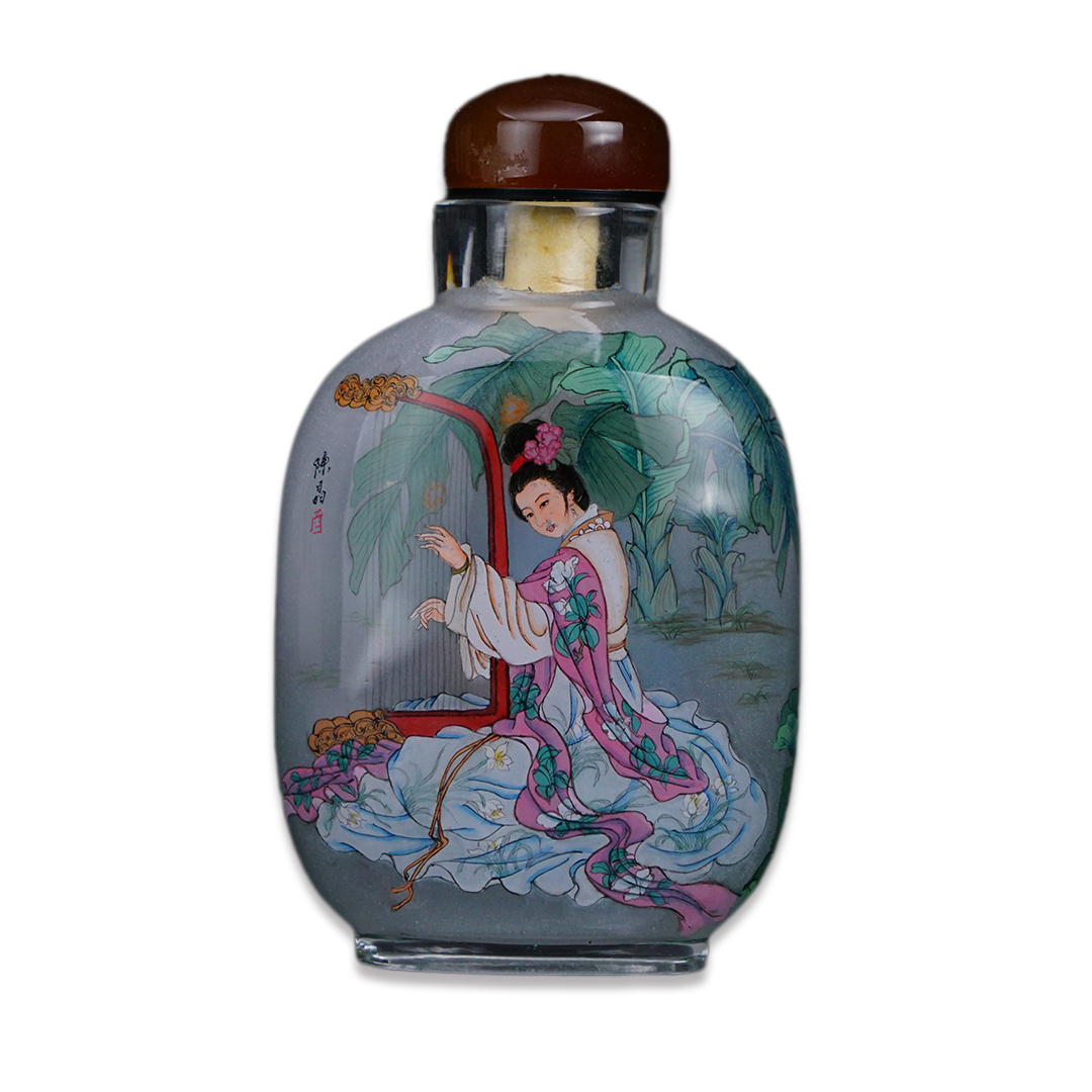 採蓮樂女鼻煙壺 水鄉採蓮仕女撫琴映現古風雅韻