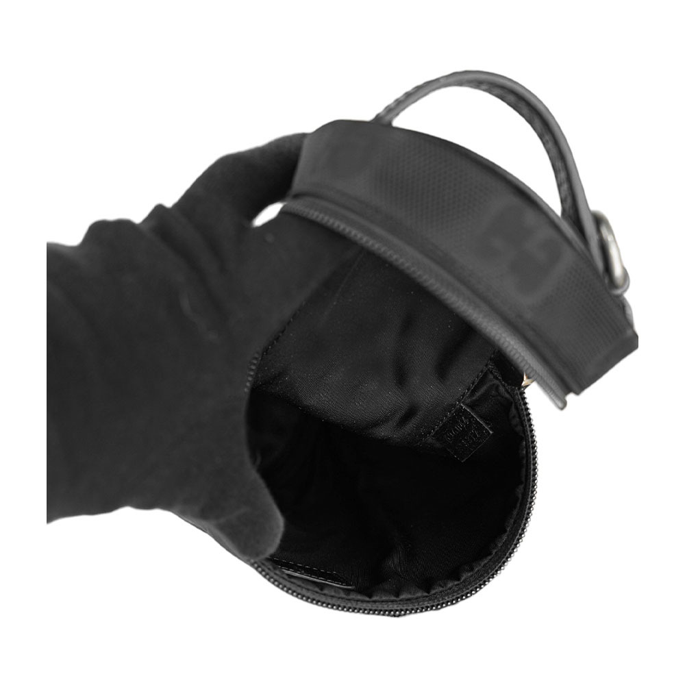 【GUCCI】Off The Grid GG 再生尼龍圓筒手提/斜背二用包(黑色) 696044·213317