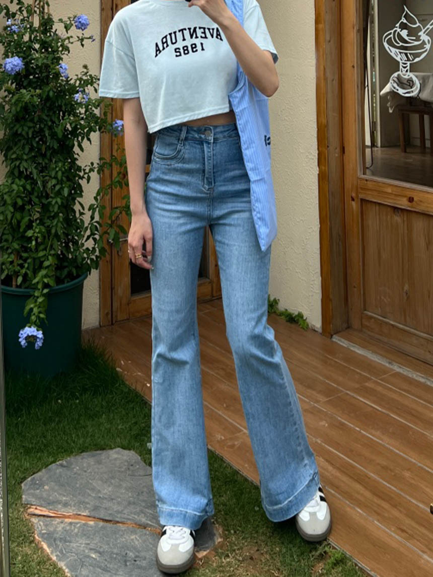 褲管縫線彈力淺藍喇叭褲