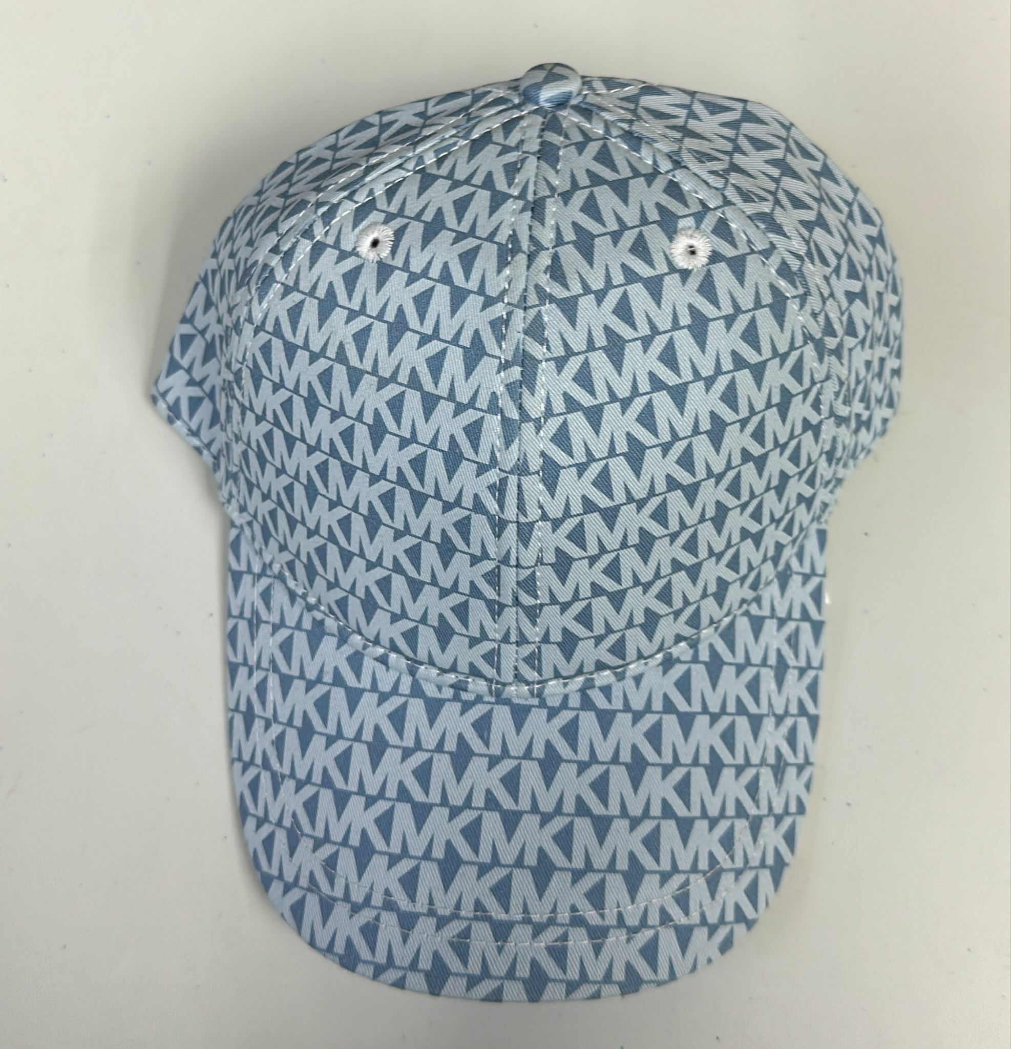 Cd3943**