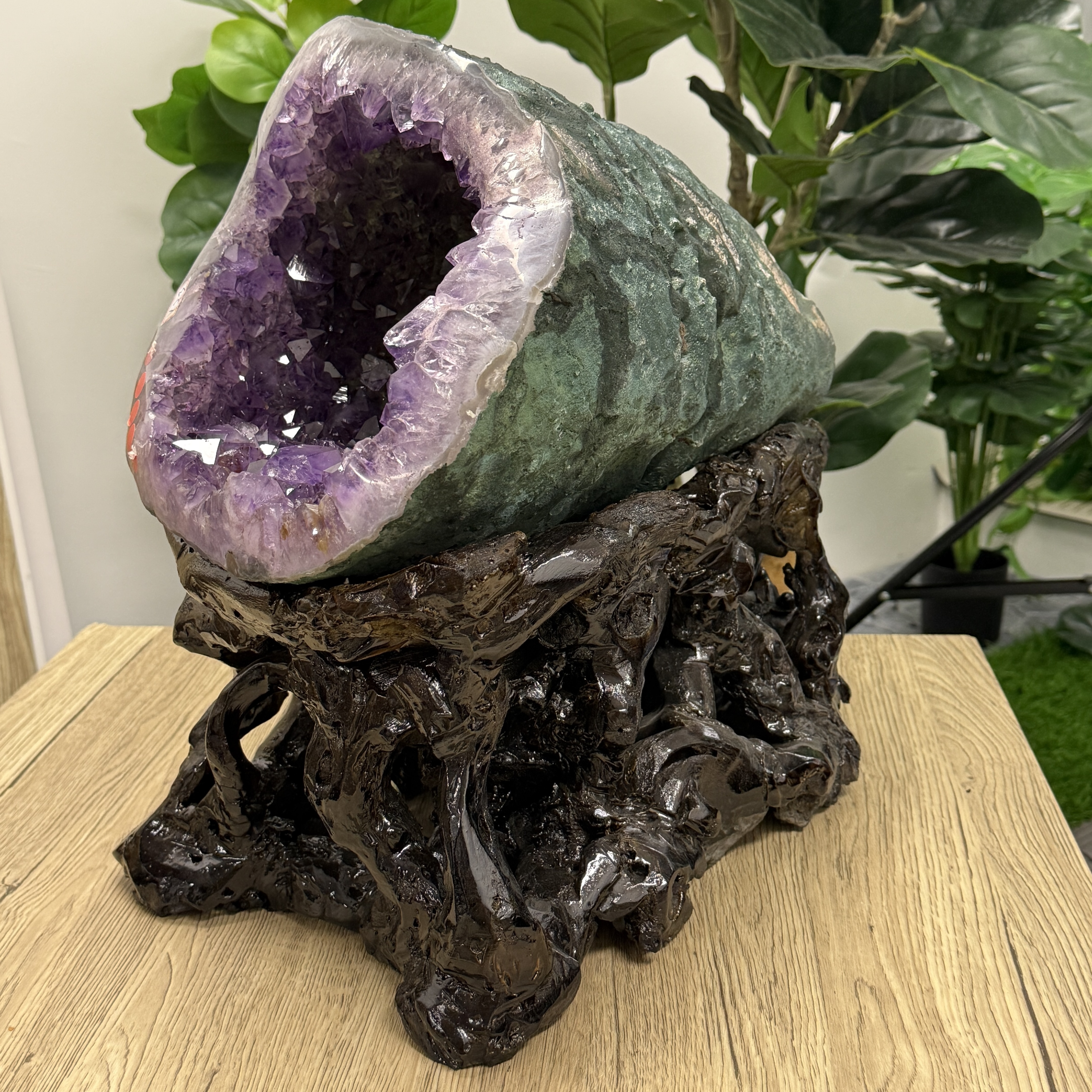 紫晶洞(鈦晶）洞深18cm AC2189