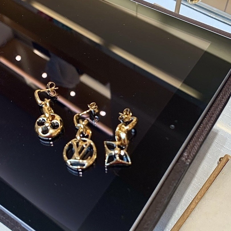 18k v”經典老花三合一不對稱小墜set