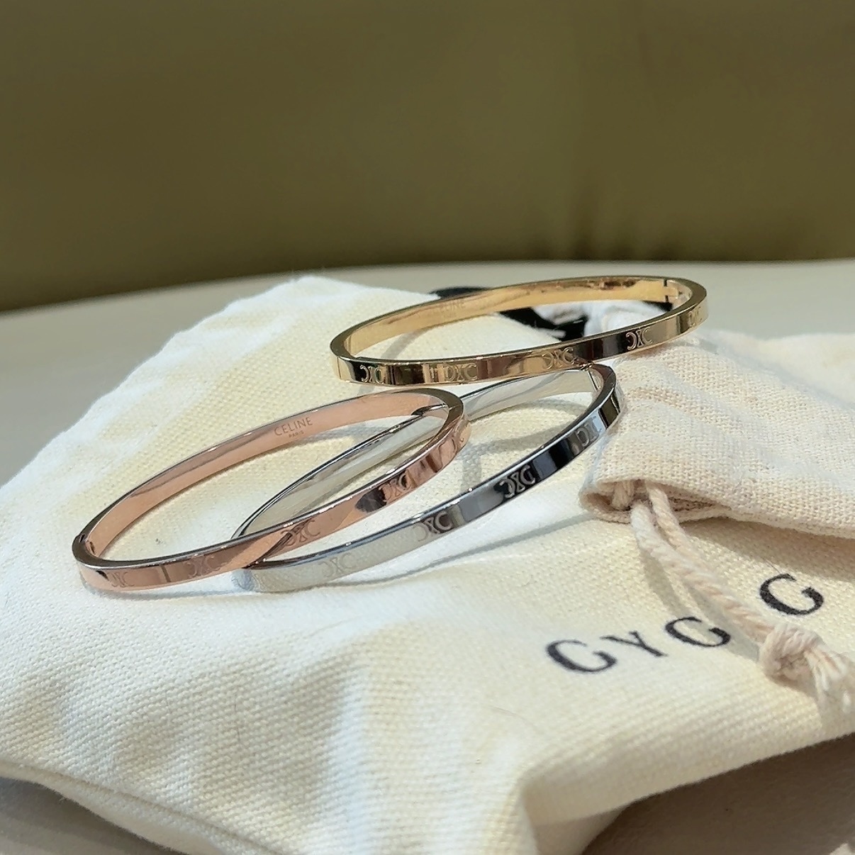 ce”經典凱旋門18k鋼印鈦鋼定製手鐲