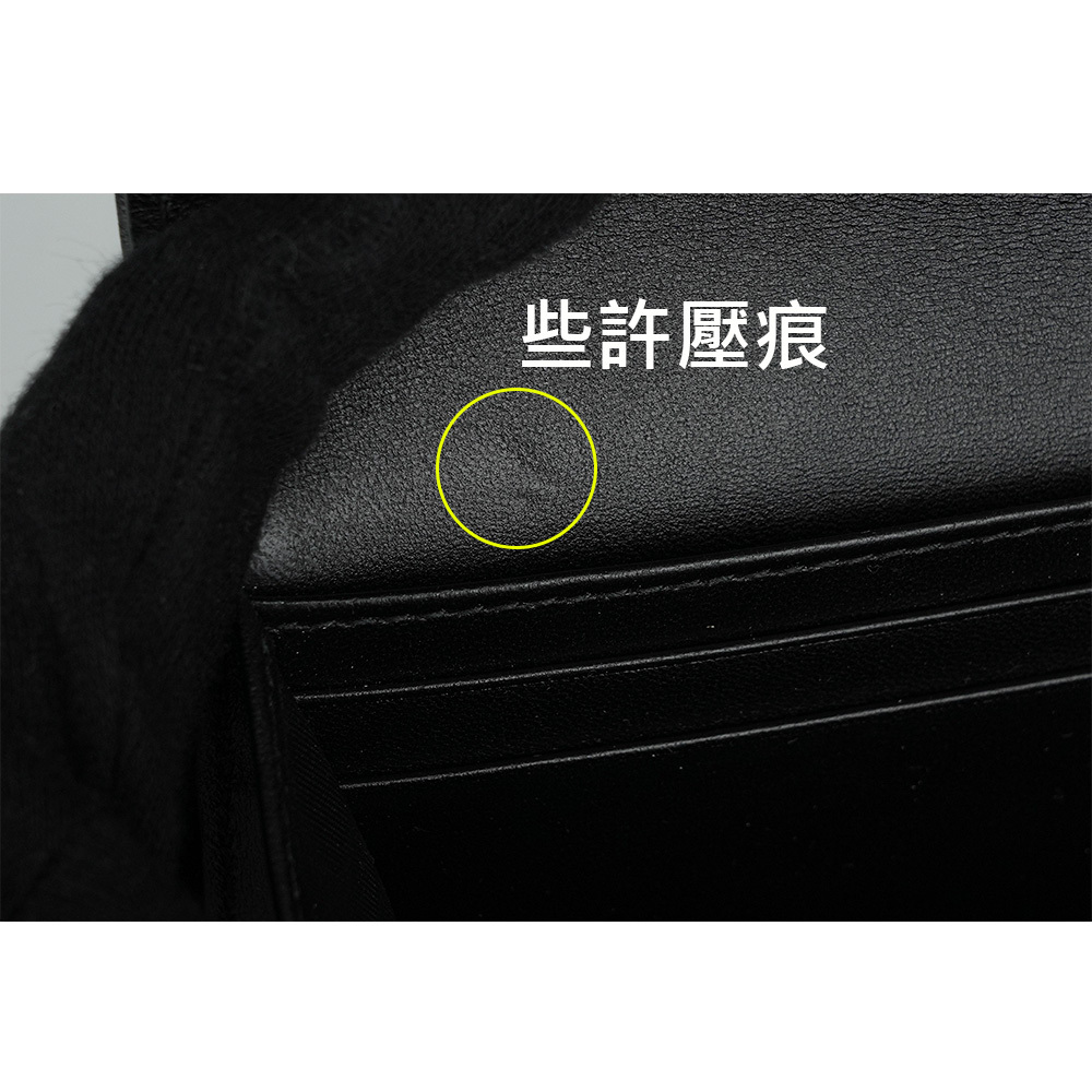 【CHRISTIAN DIOR】Violet 小羊皮籐格紋翻蓋二折長夾(黑色)S6029ONMJ_M900