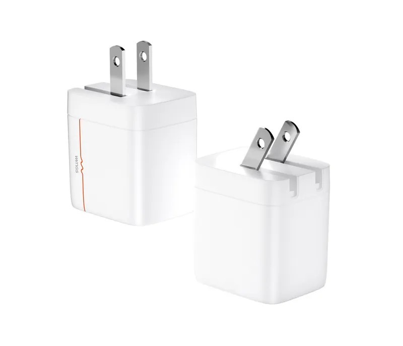 WWNGS｜35W / 45W GaN 智慧顯示電源充電器