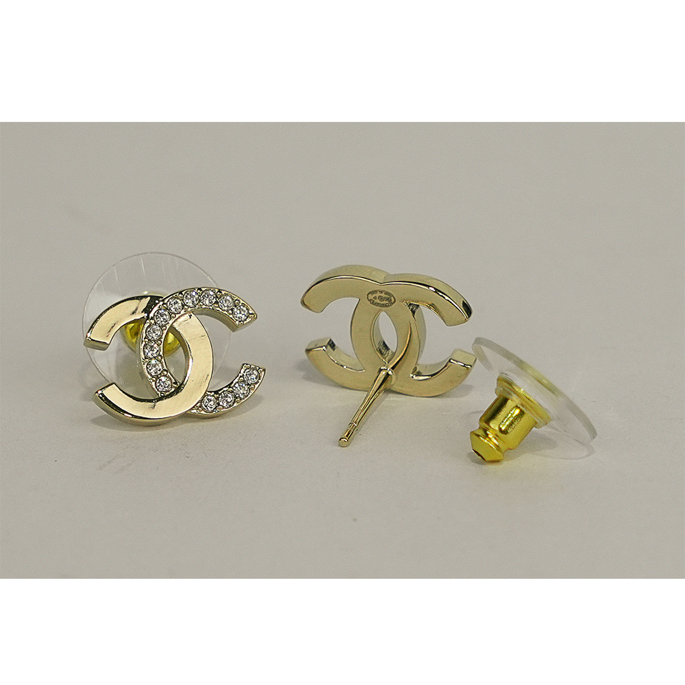【CHANEL 】CC Logo 半水鑽設計針式耳環(金色)ABF249 B19807 NAFAL