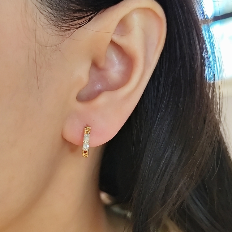 祖母綠切割鑽石圈耳環