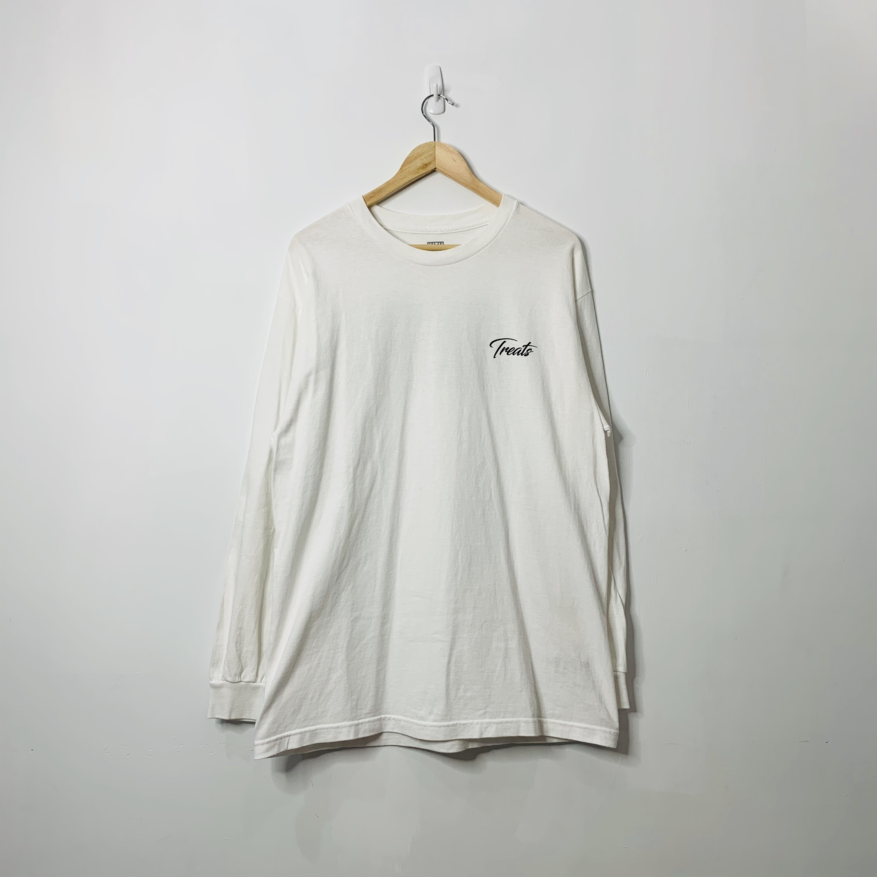 KITH Treats "The Heat" Ice Cream & Popcorn Shirt SIZE L