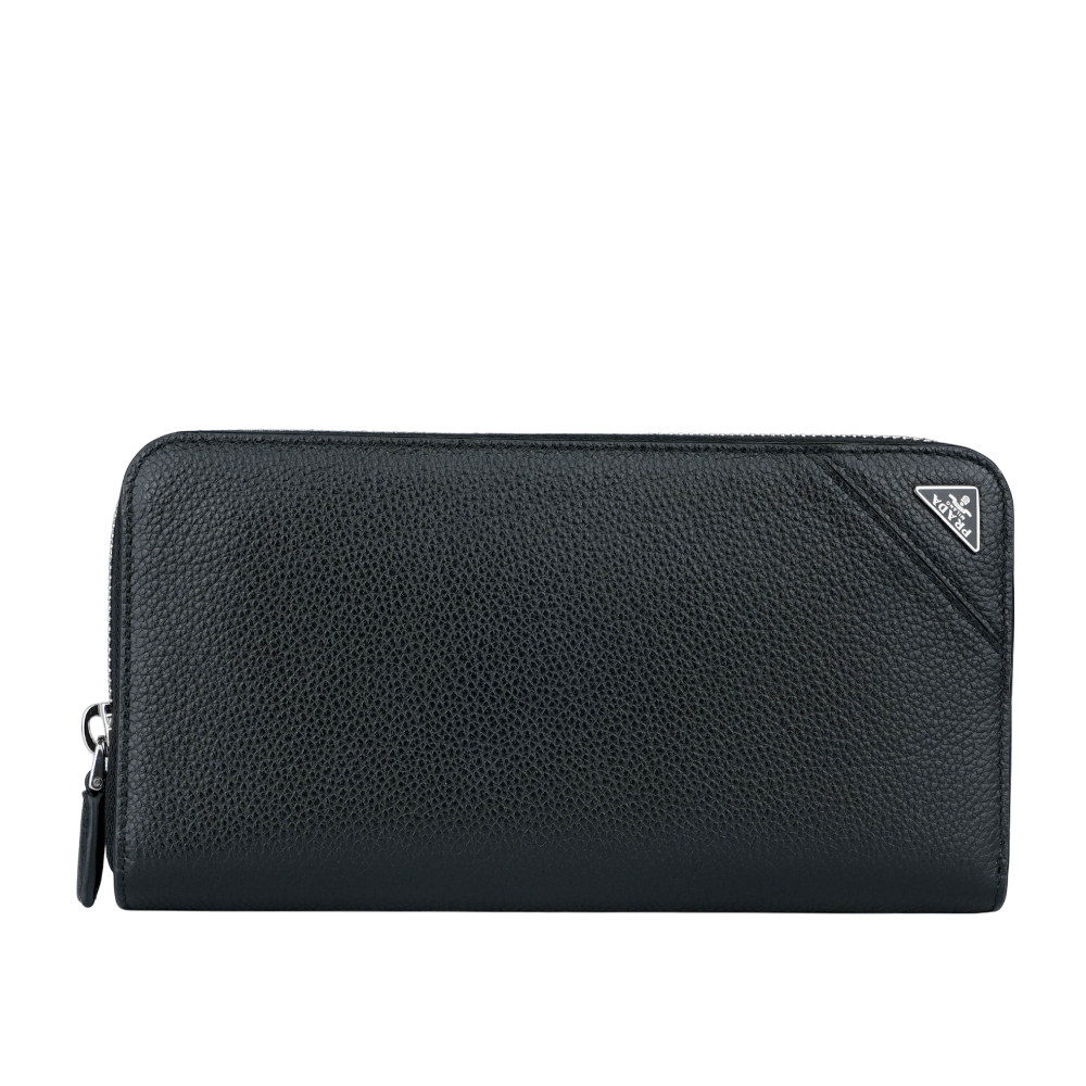 【Prada】銀色三角牌Logo 粒紋皮革ㄇ型拉鍊長夾(黑色)