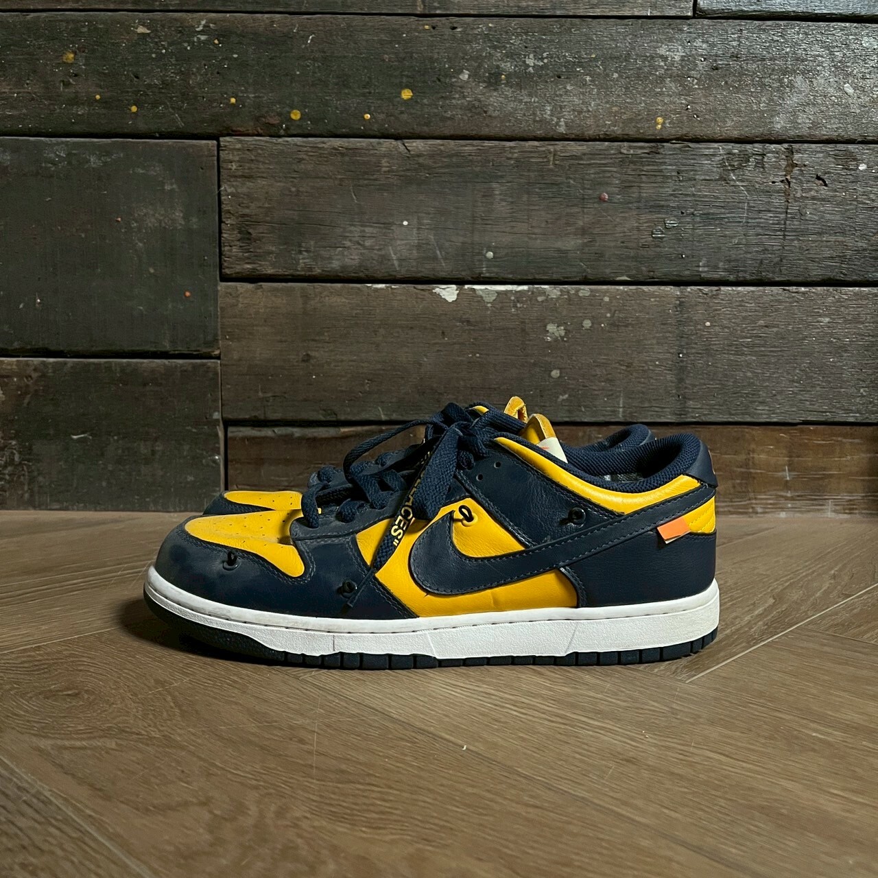 NIKE DUNK LOW OFF-WHITE UNIVERSITY GOLD MIDNIGHT NAVY SIZE 28CM