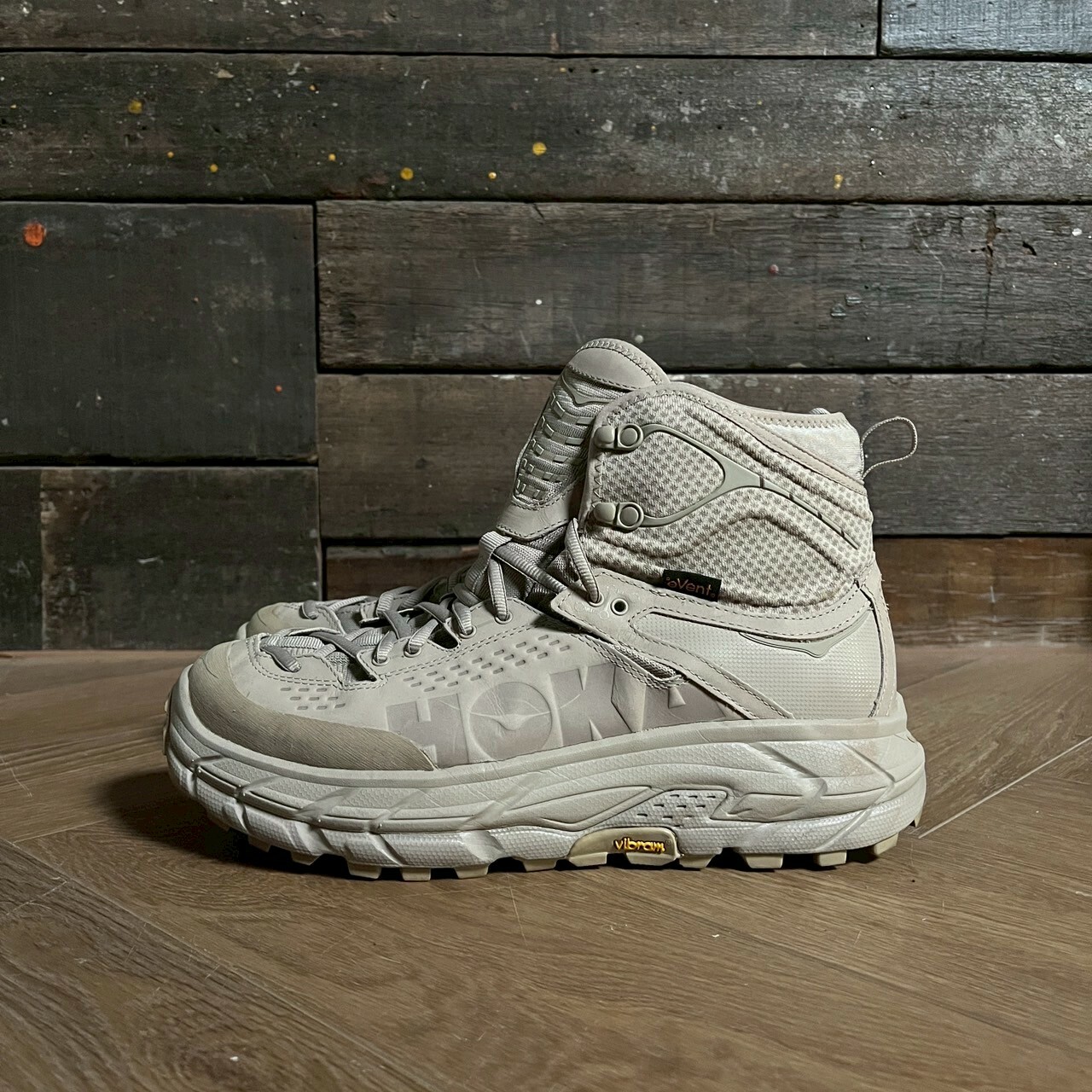 HOKA ONE ONE Tor Ultra Hi GORE-TEX SIZE 27CM