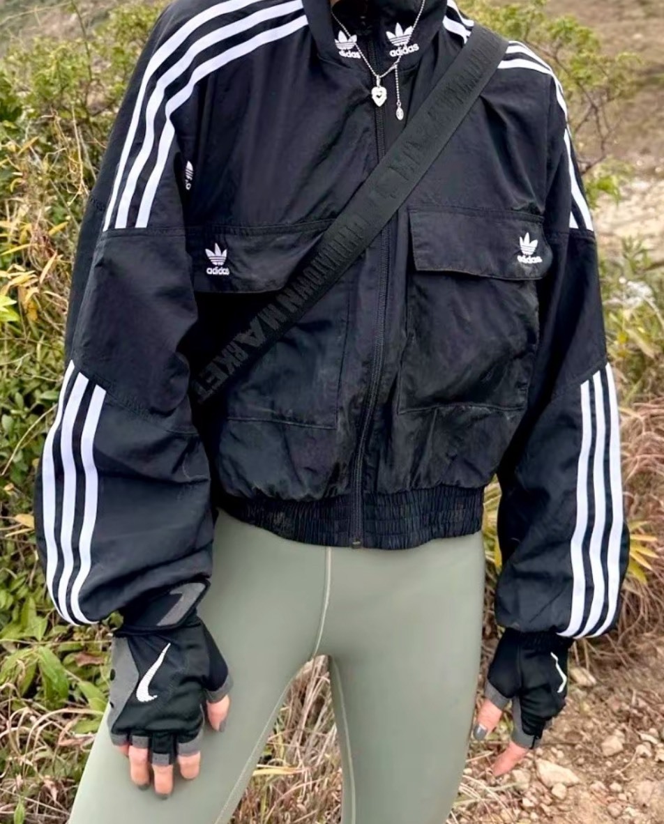 adidas Originals 三葉草立領短款運動外套｜女款｜黑色