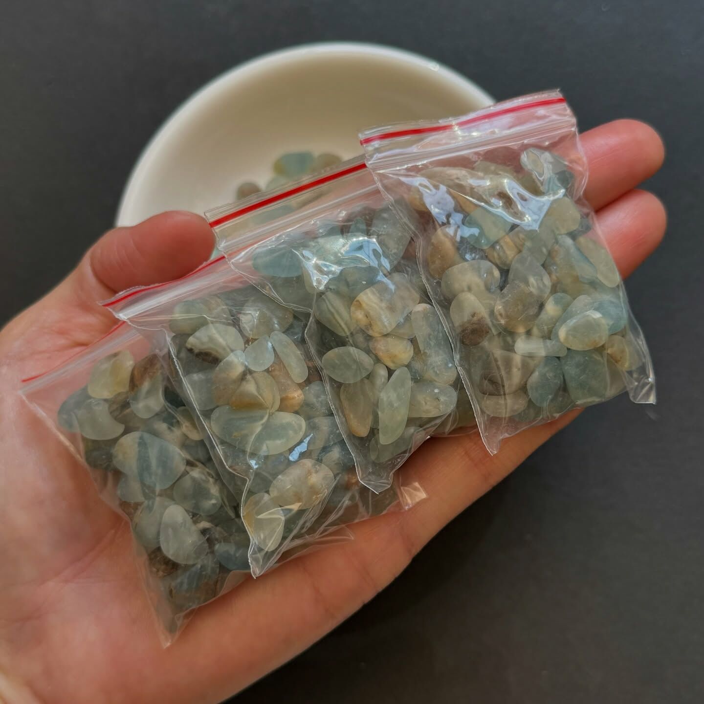 [原石] 加勒比方解石 水晶碎石 一包 25 克