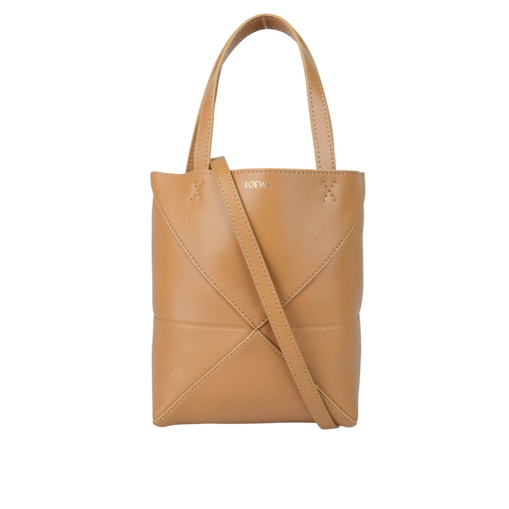 【LOEWE】Puzzle 亮面小牛皮迷你摺疊托特包(暖沙色)  A657V25X01 2586