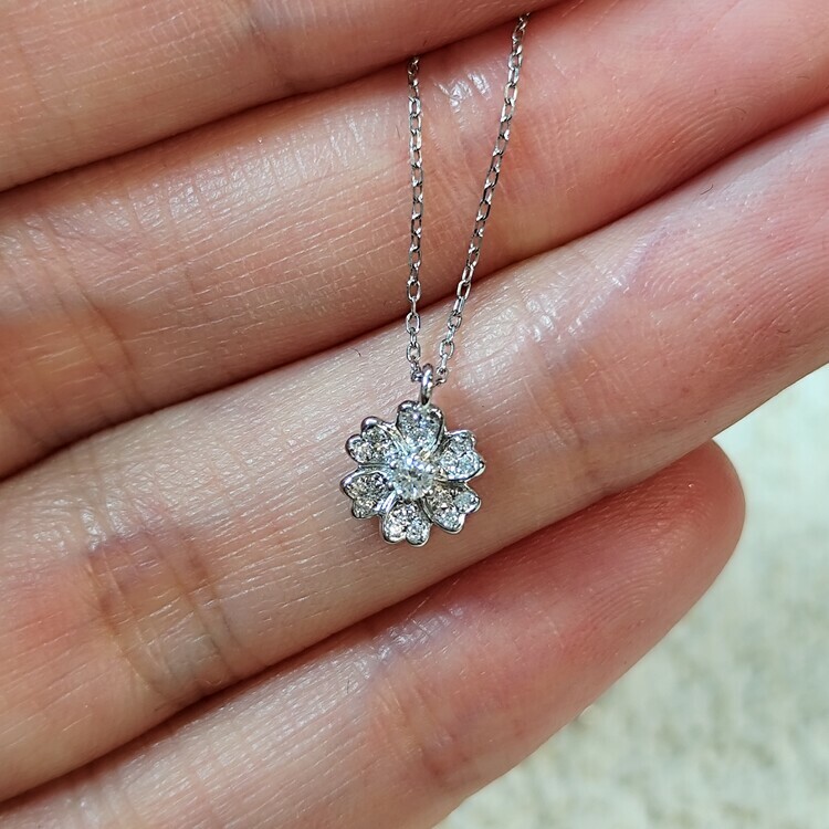 鑽石立體花型吊咀