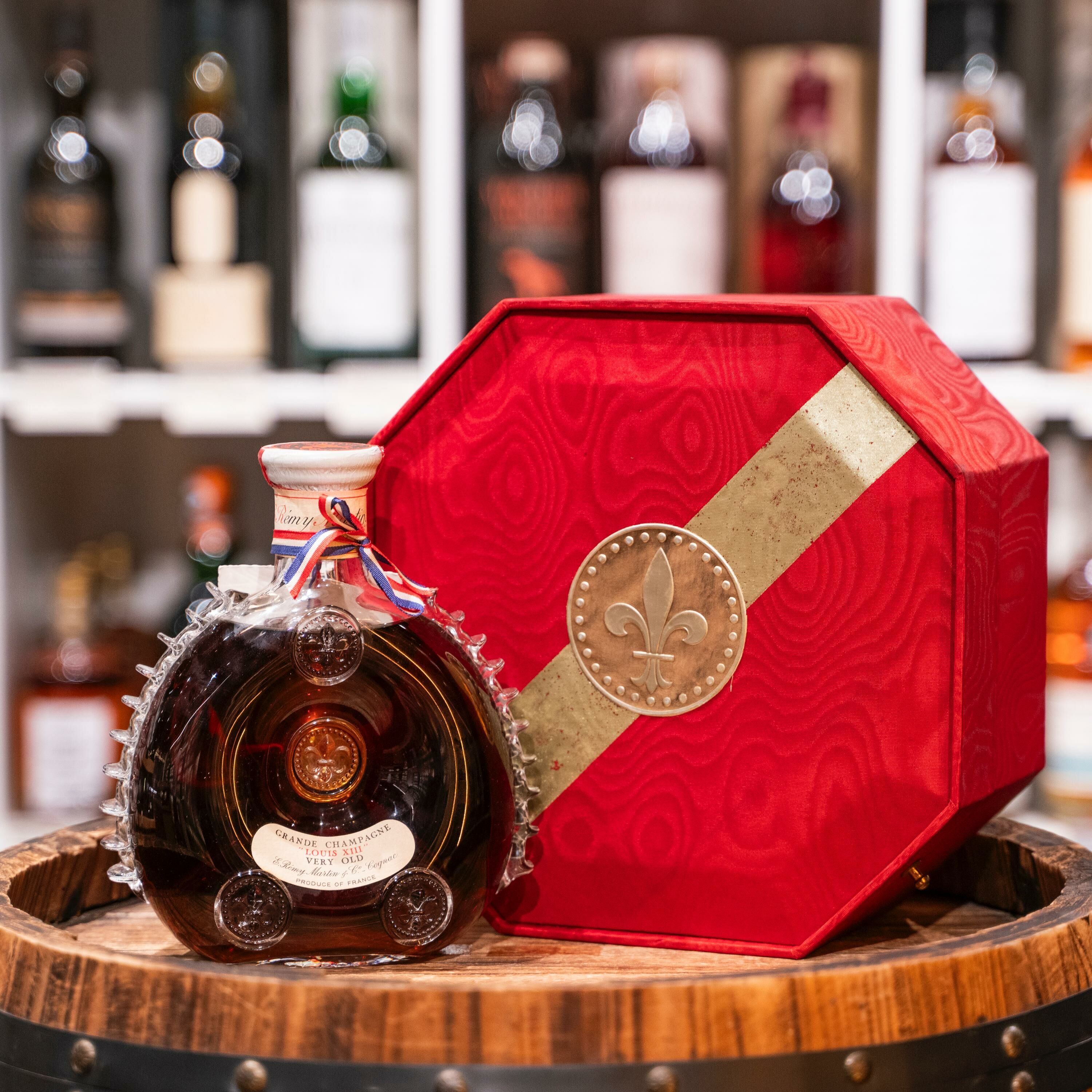 Remy Martin Louis XIII Cognac 60年代人頭馬白頭路易十三 (八角型紅色禮盒)