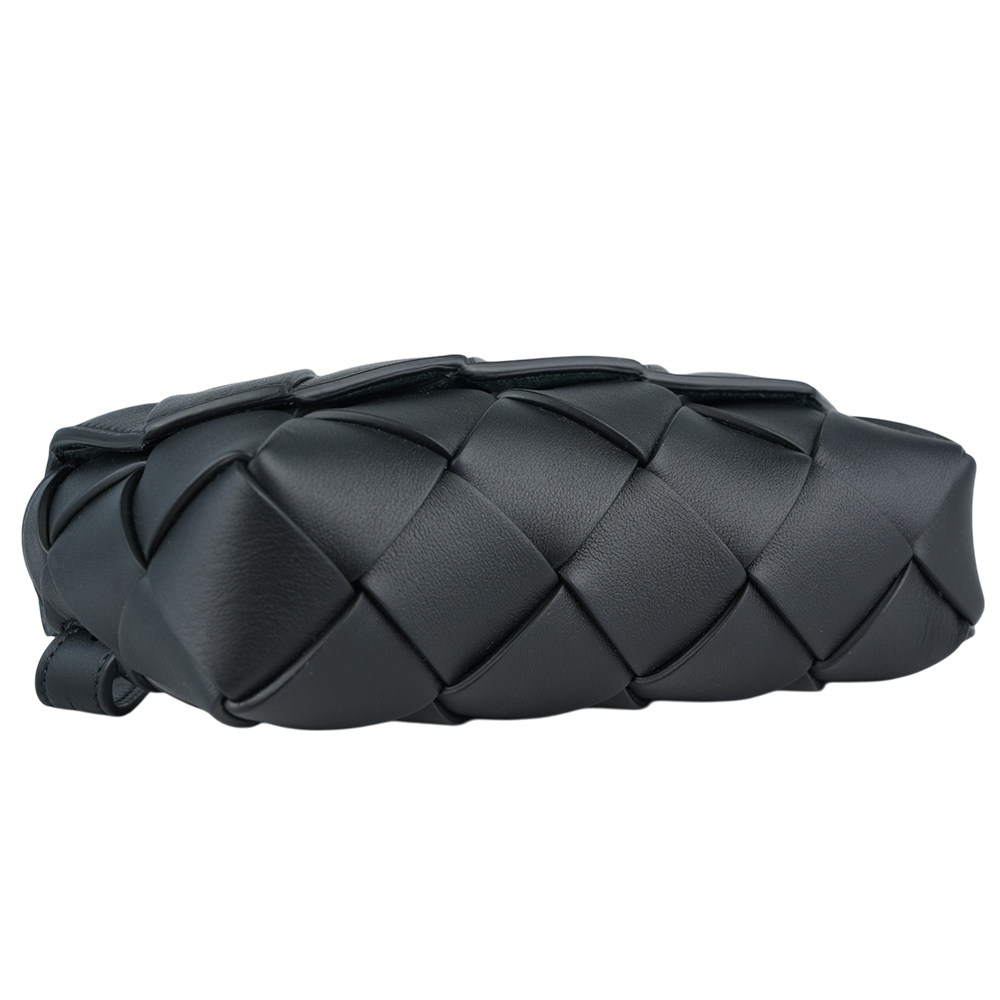 Diago 平滑小牛皮編織翻蓋胸口包/腰包 805773 V56A1 8803