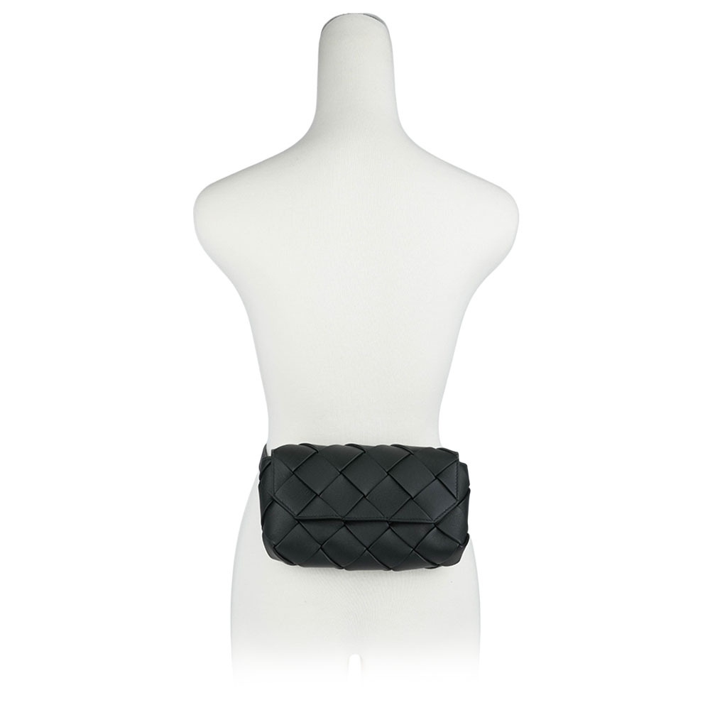 Diago 平滑小牛皮編織翻蓋胸口包/腰包 805773 V56A1 8803