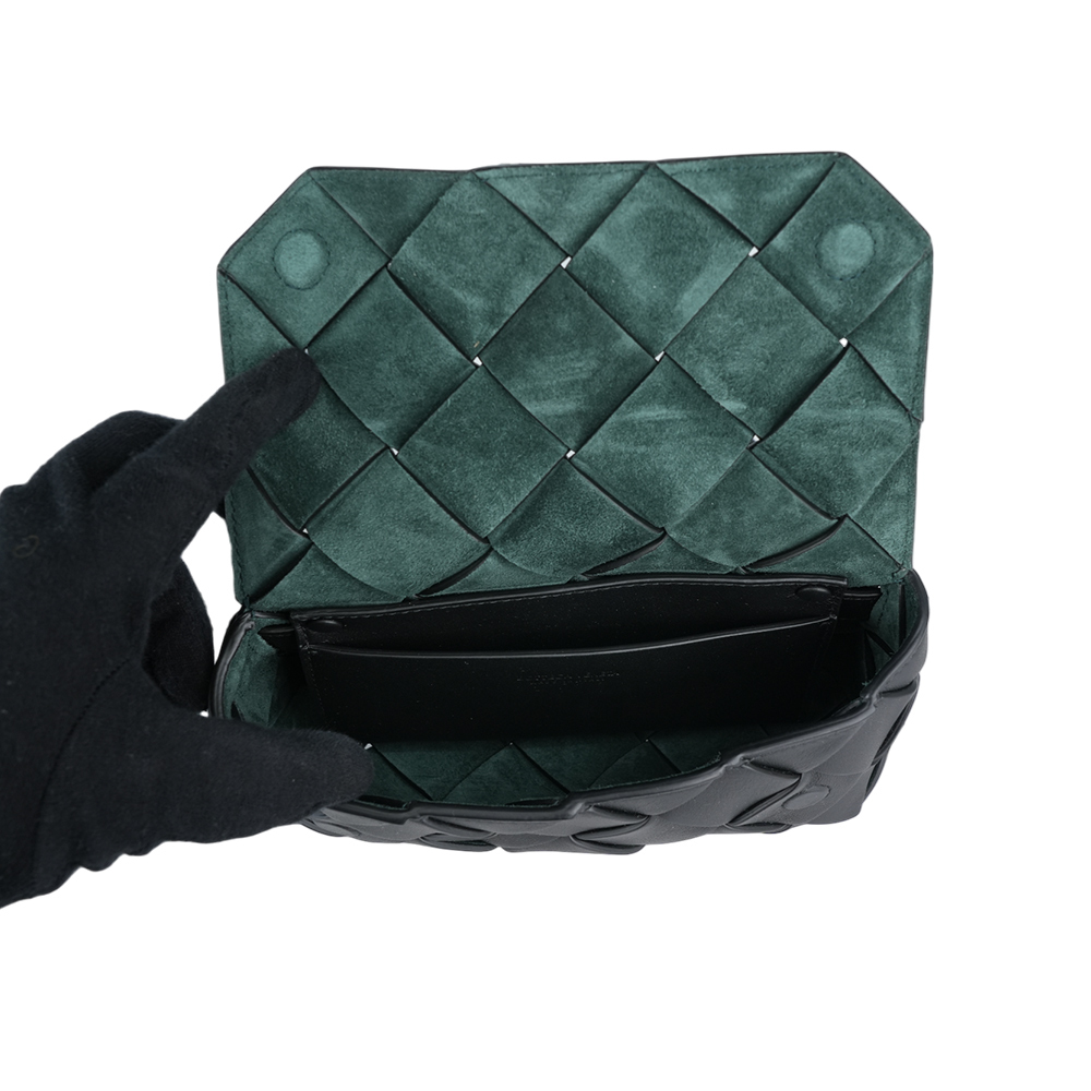 Diago 平滑小牛皮編織翻蓋胸口包/腰包 805773 V56A1 8803