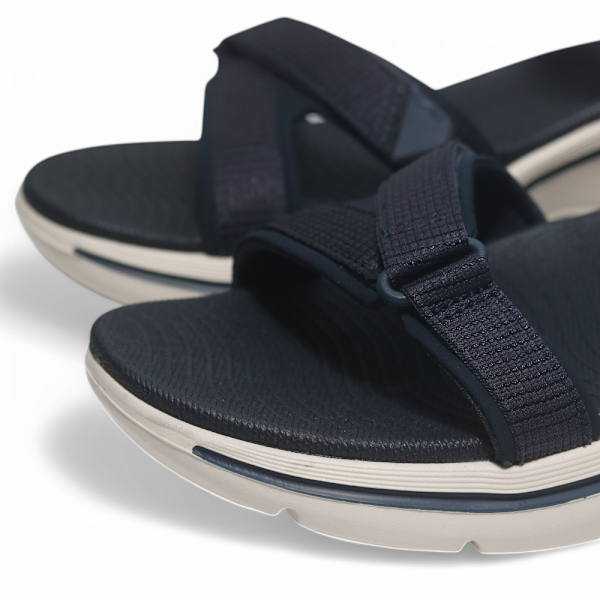 SKECHERS 涼鞋 GO WALK ARCH FIT 2.0 深藍 足弓 運動涼鞋 女 140876NVY