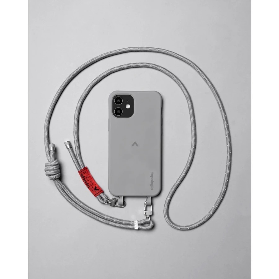 Topologie｜Dolomites 手機殼 iPhone 13/ 石灰色