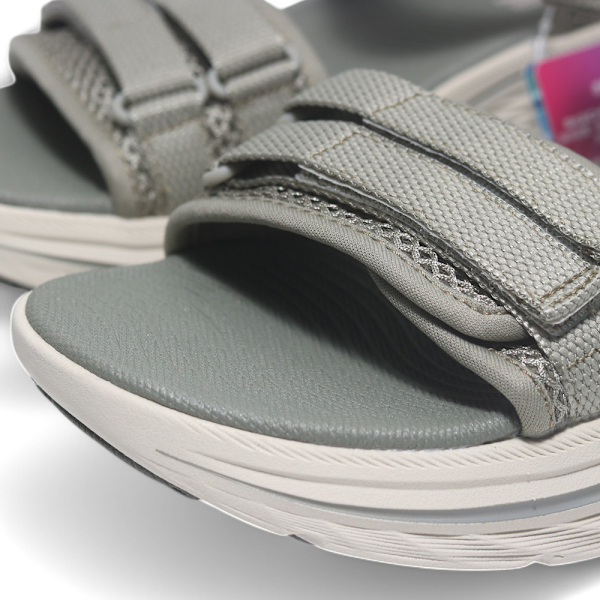 SKECHERS 涼鞋 MAX CUSHIONING 灰綠 厚底 涼拖鞋 女 141617OLV