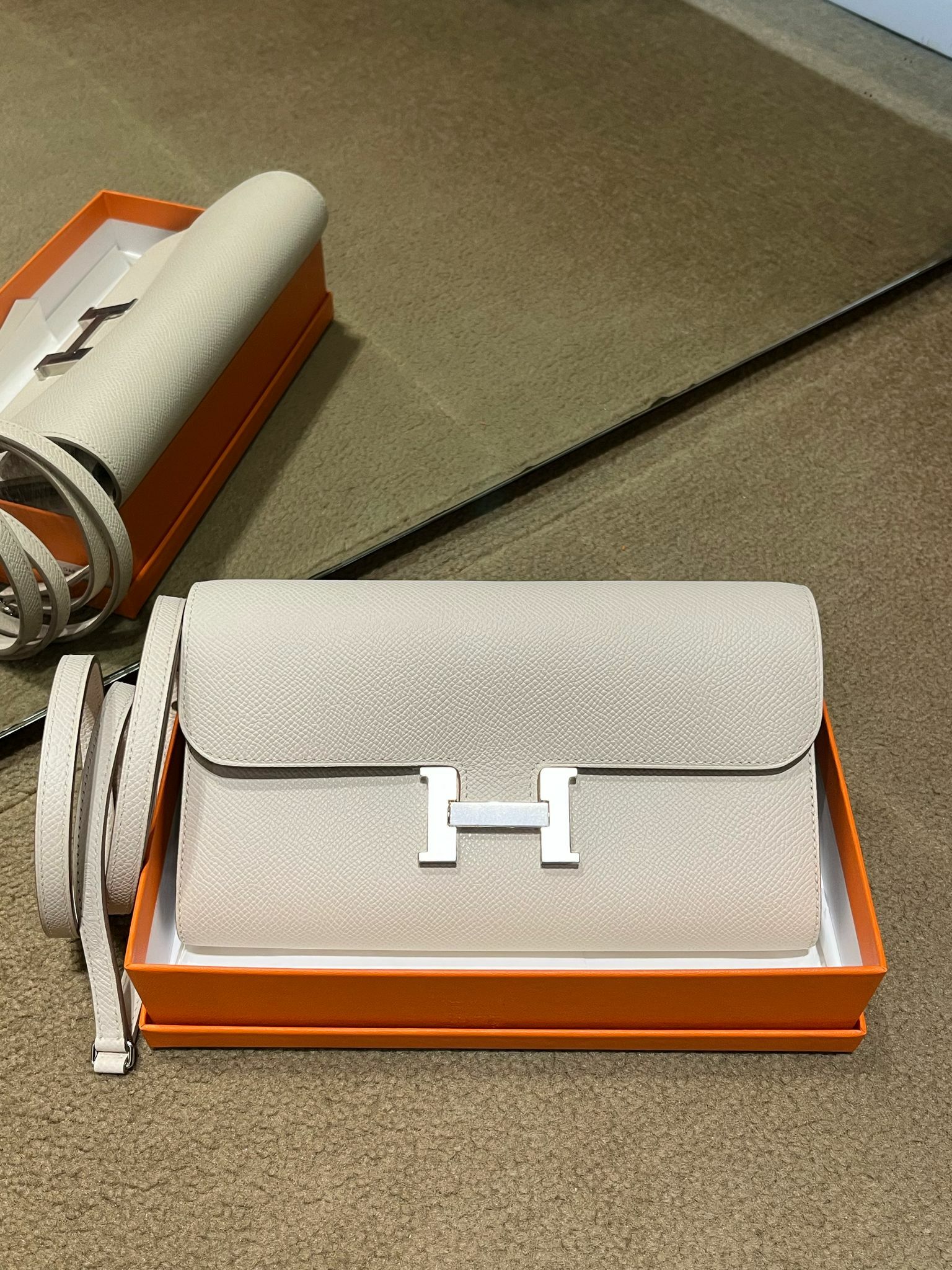 Constance to go 10 craie ck epsom Z （二手 99%new）