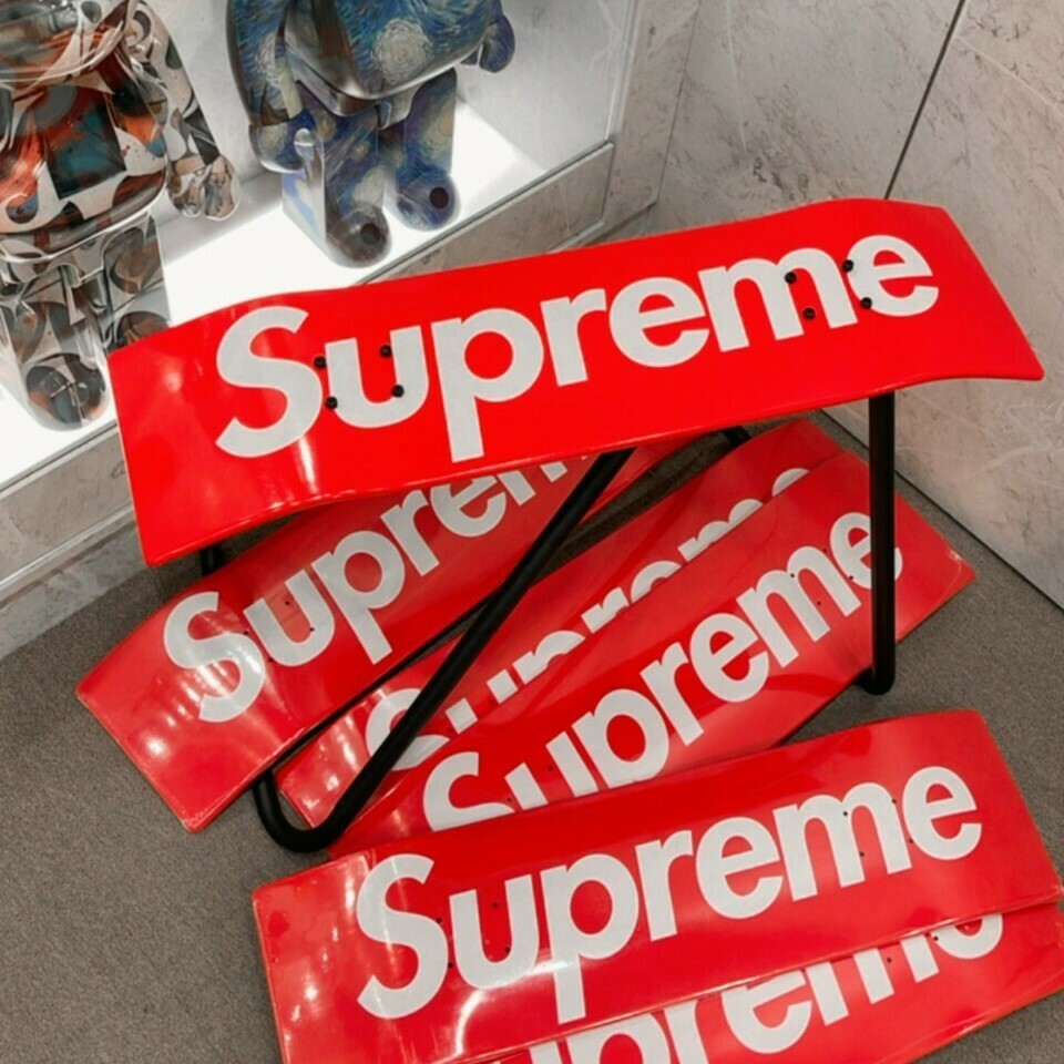 SUPREME / UNCUT BOX LOGO SKATEBOARD