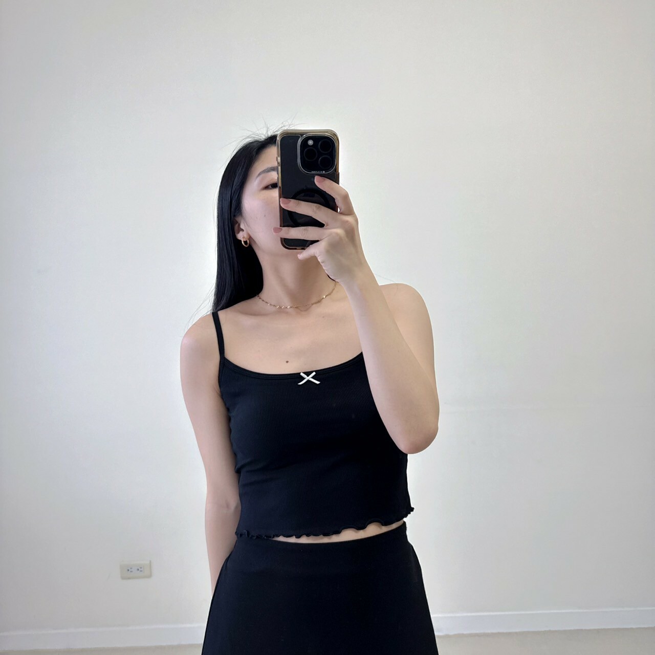 小蝴蝶結細肩木耳邊（bratop）（現貨）