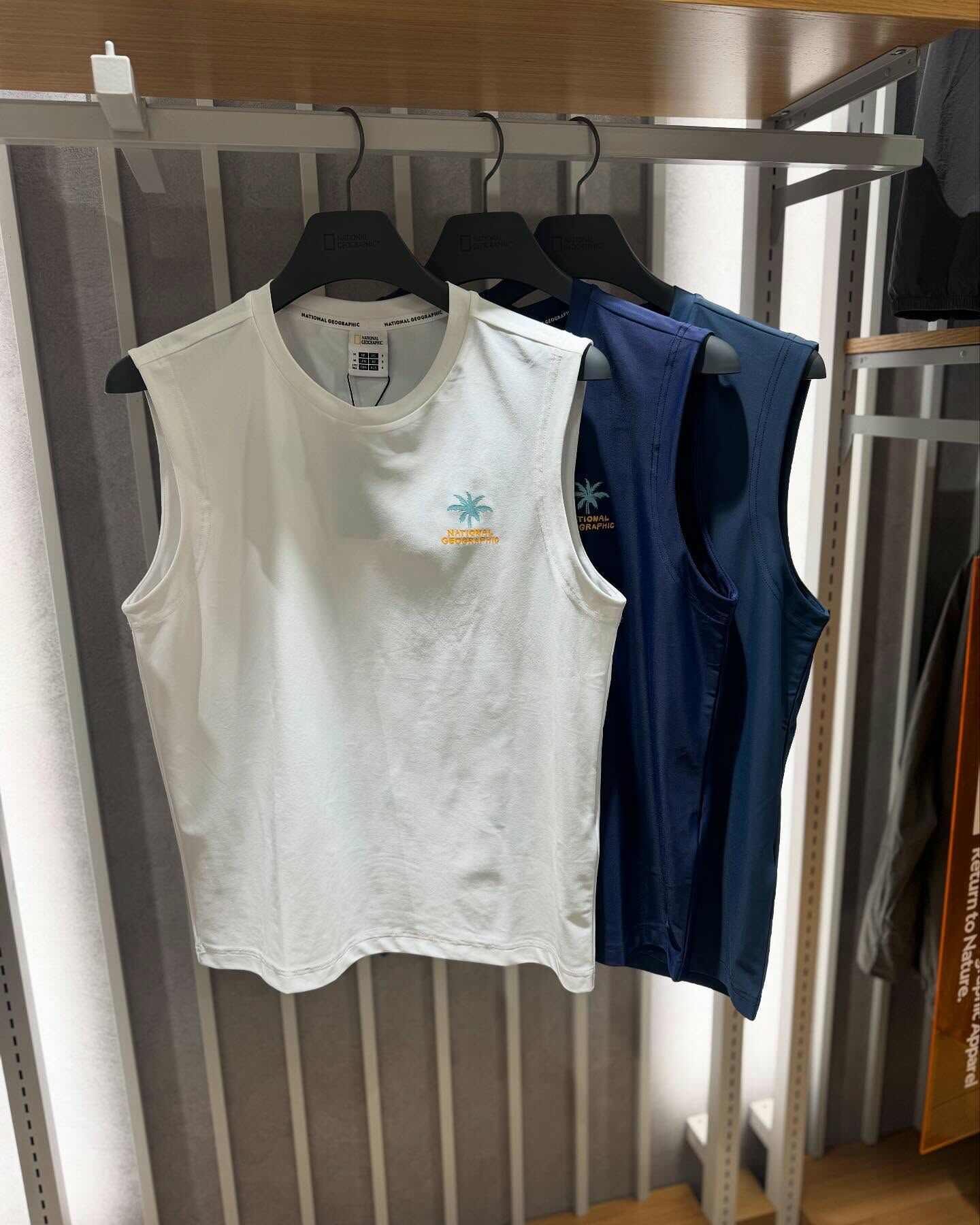【代購】NATIONAL GEOGRAPHIC 國家地理 Semi Overfit 椰子樹 背心 N252MRG440