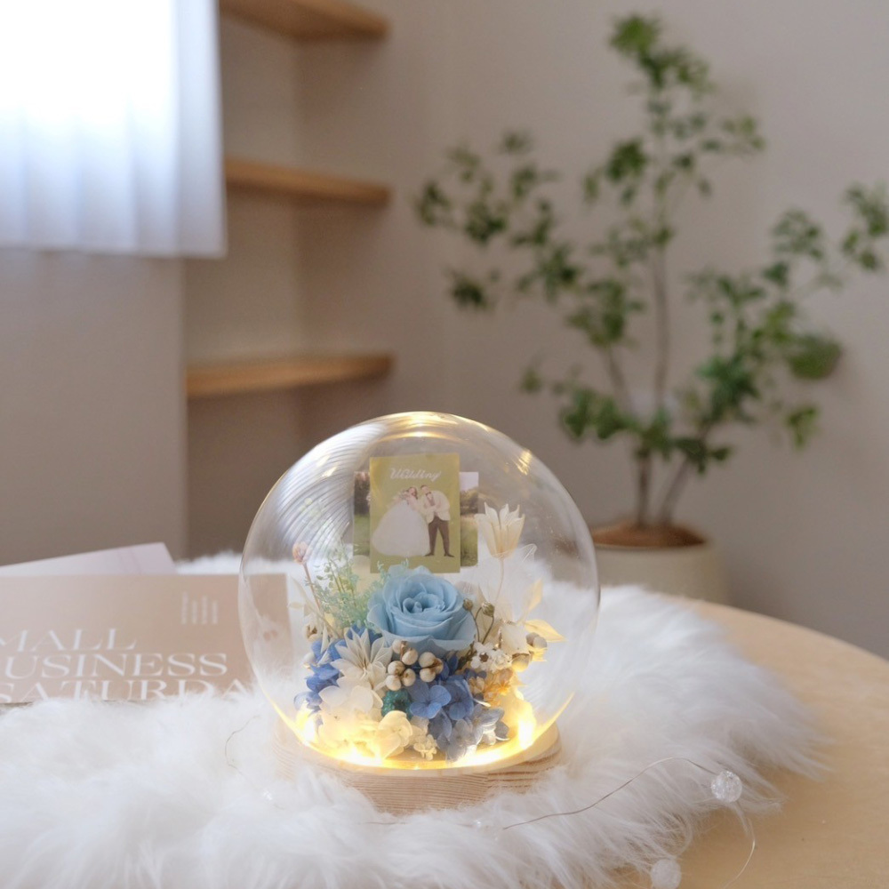 15公分圓球玻璃罩 / 單朵天藍大玫瑰（可放照片）