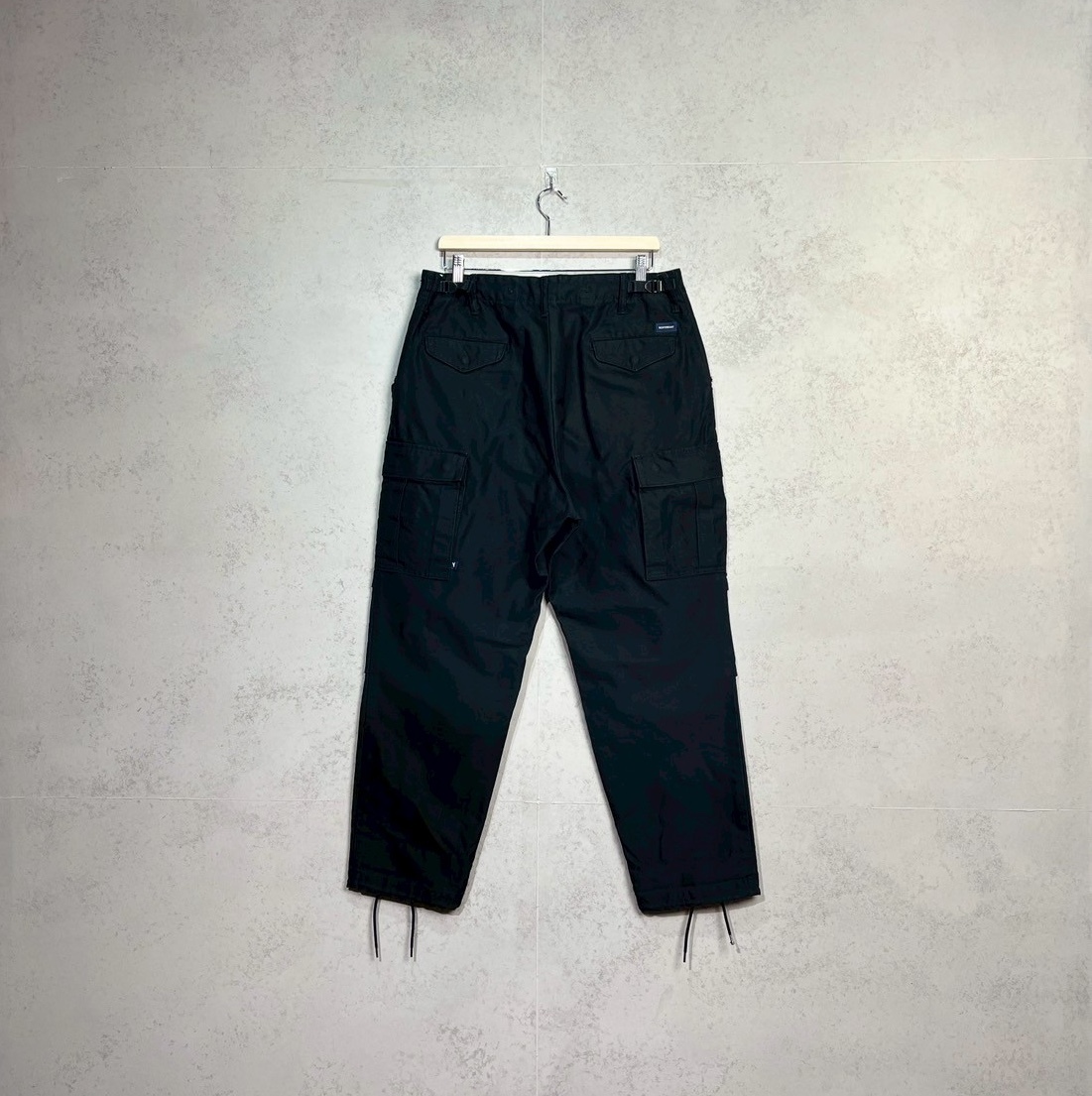 DESCENDANT PANTS SIZE 3
