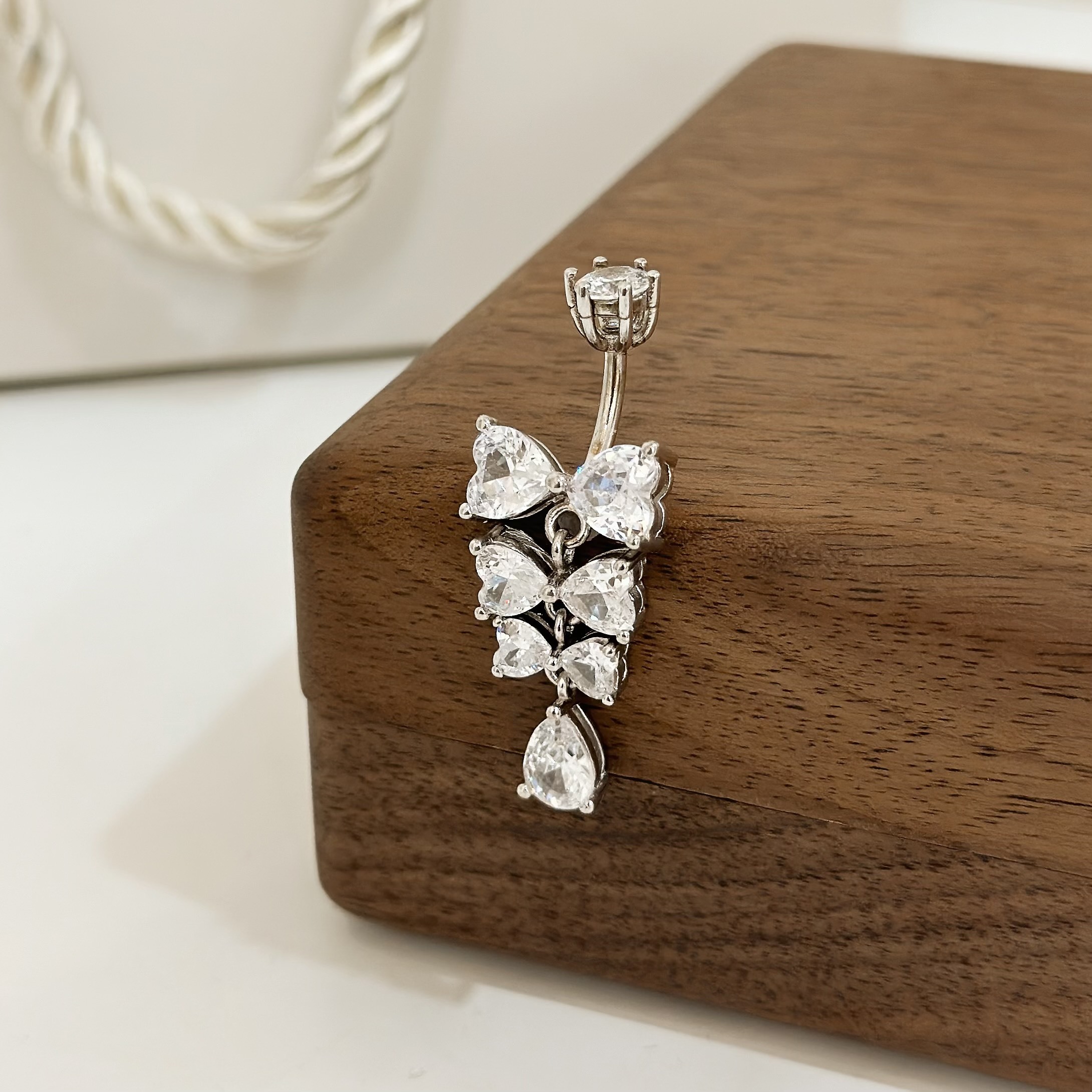 【純銀】蝴蝶結垂吊肚環