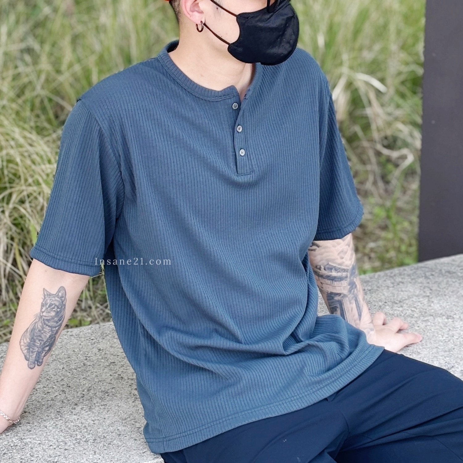 正韓 URBAN 亨利領短袖 鈕釦造型 薄款 上衣