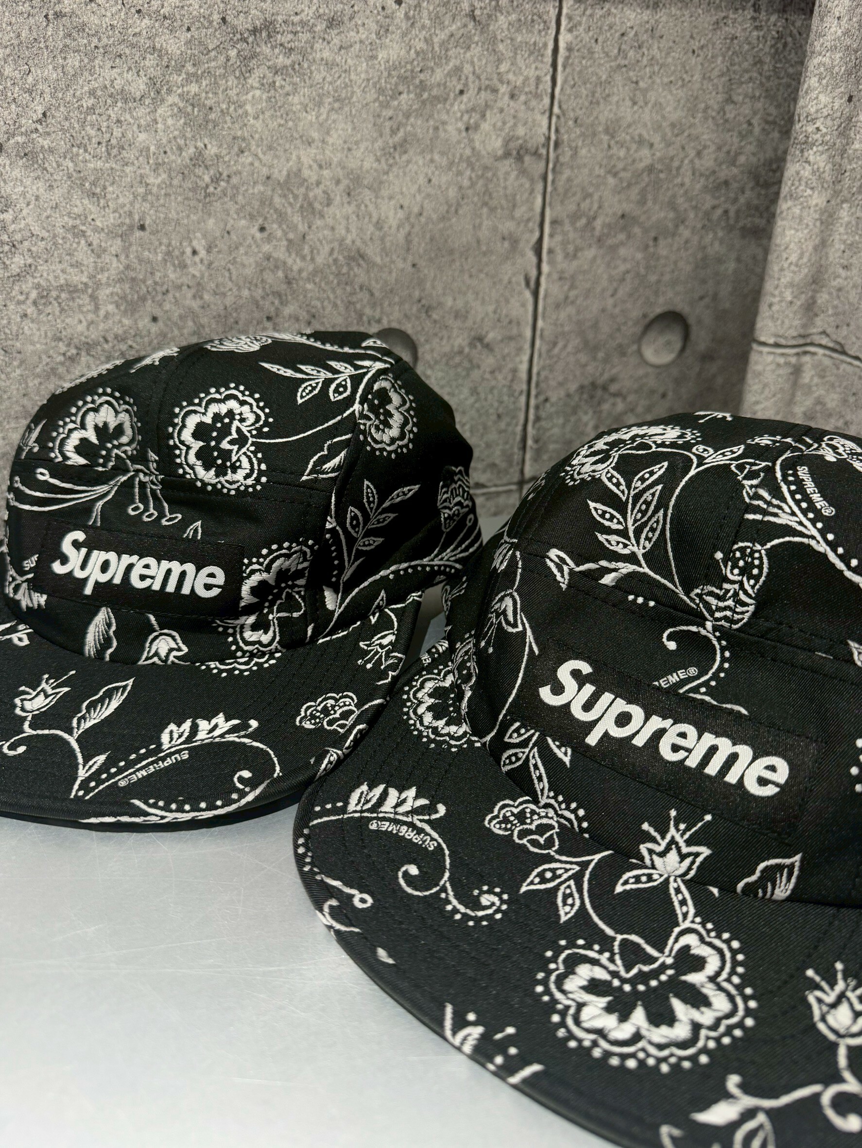 Supreme Floral Jacquard Camp cap Cashew flower split ca