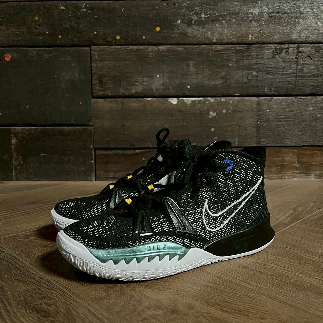 NIKE Kyrie 7 GS SIZE 24CM
