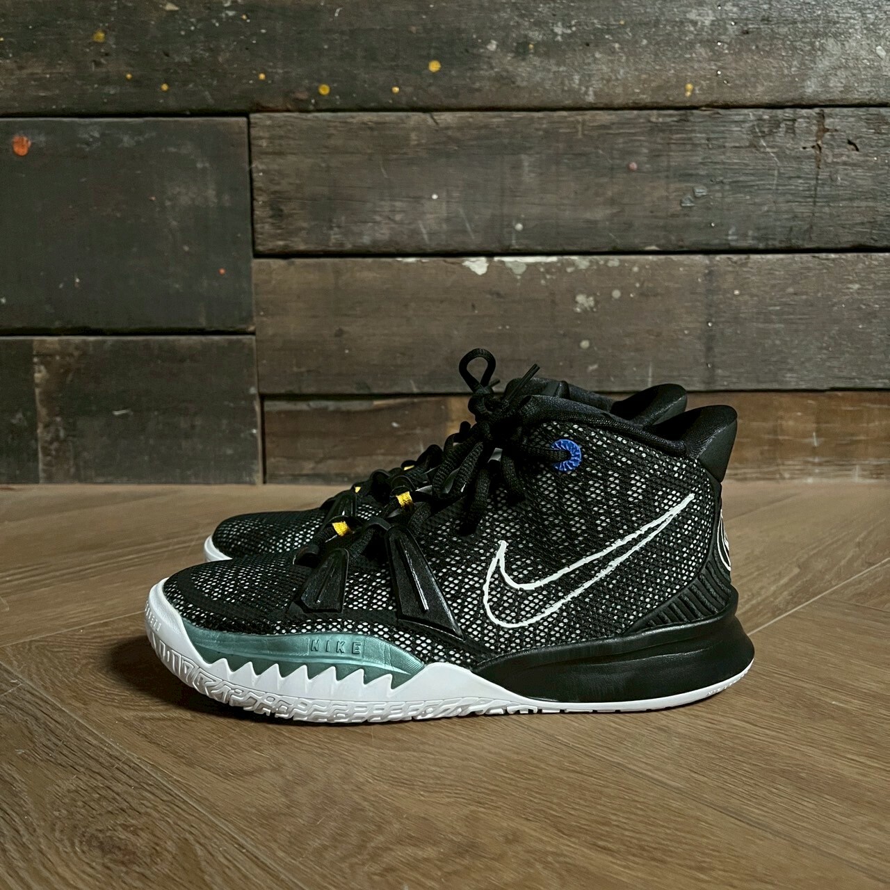 NIKE Kyrie 7 GS SIZE 24CM