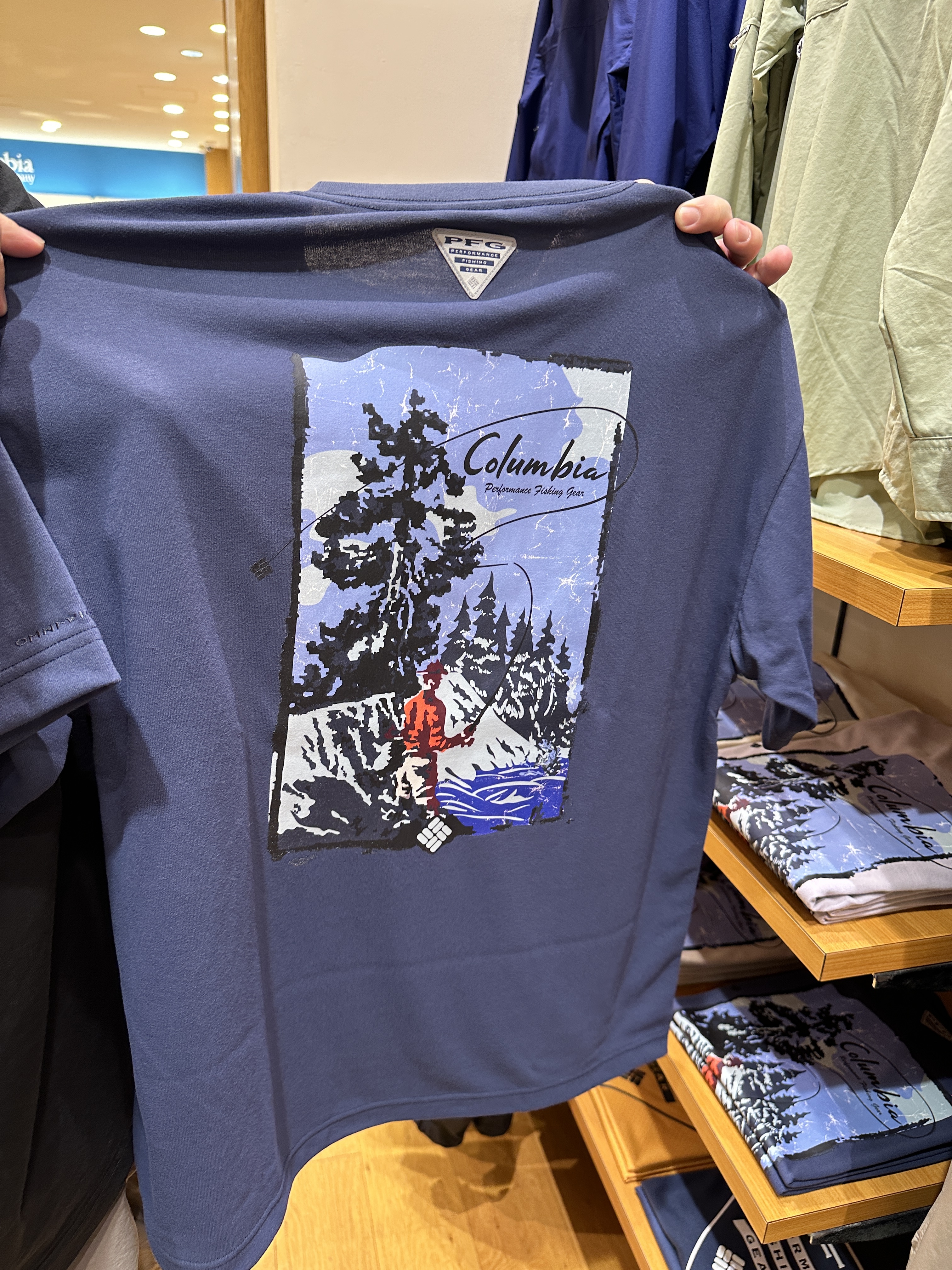 【現貨零碼折扣】Columbia 哥倫比亞 日本限定款 雪地釣魚短tee PM0714