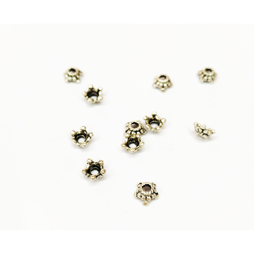 花片 藏銀 0.6公分 2對【十方】126441