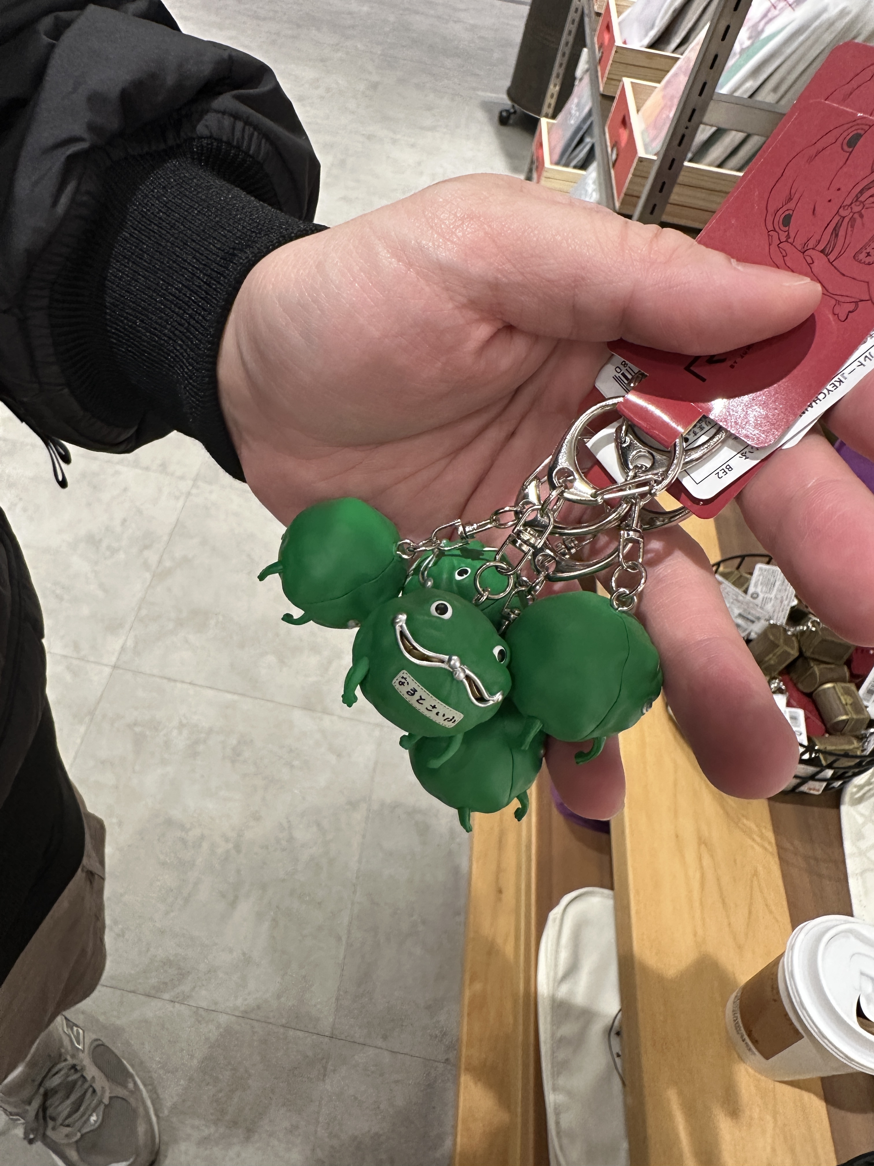 現貨】JUMP 海賊王橡膠果實寶箱吊飾火影忍者鳴人的青蛙錢包吊飾